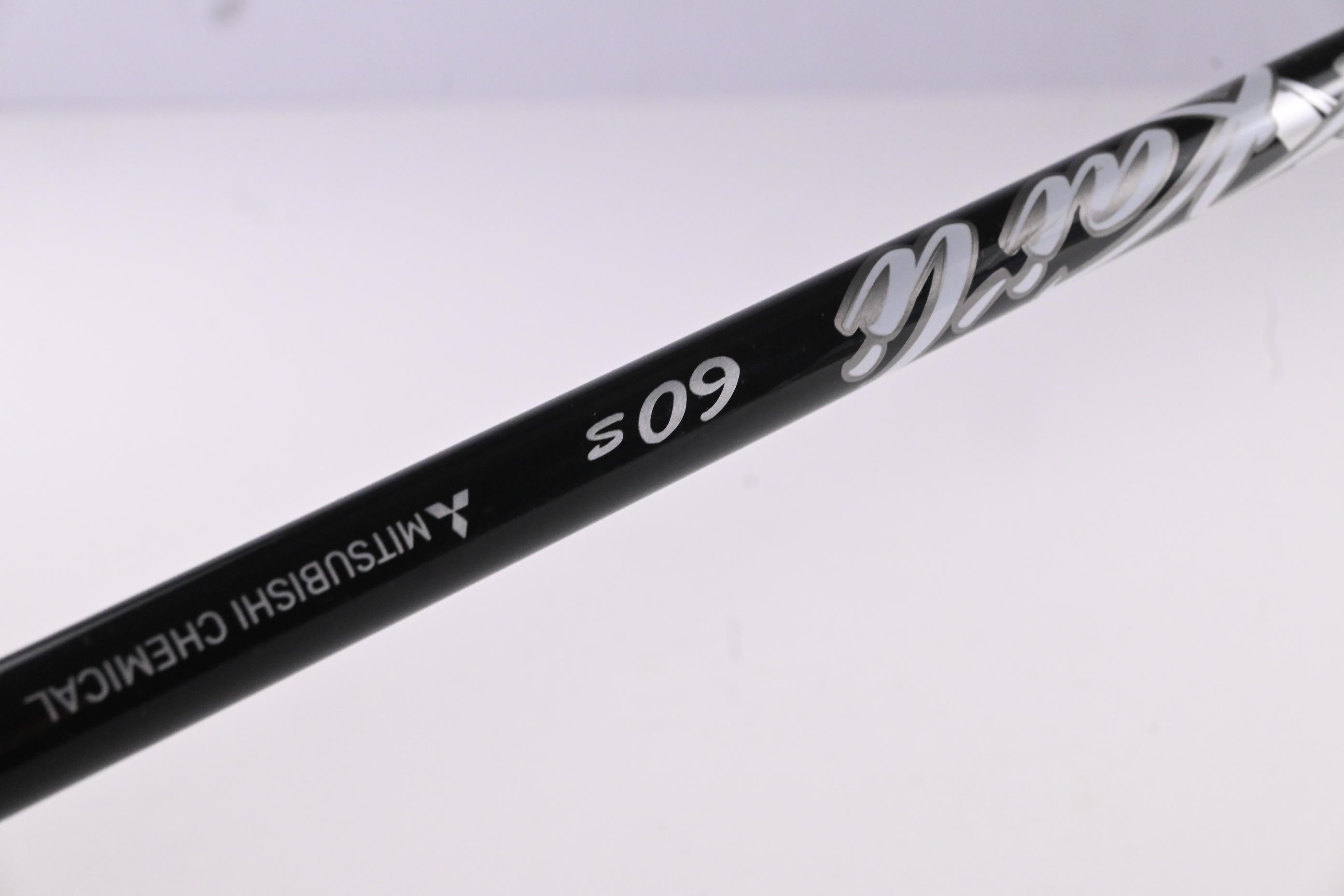 Callaway Mavrik Driver / 9 Degree / Stiff Flex Kai`li White 60 Shaft