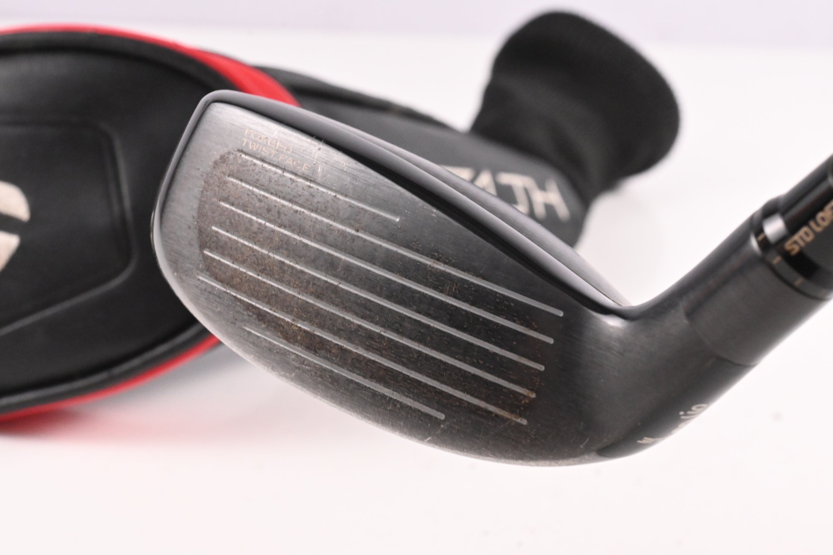 Taylormade Stealth Plus #3 Hybrid / 19.5 Degree / Stiff Flex HZRDUS Smoke Red 80