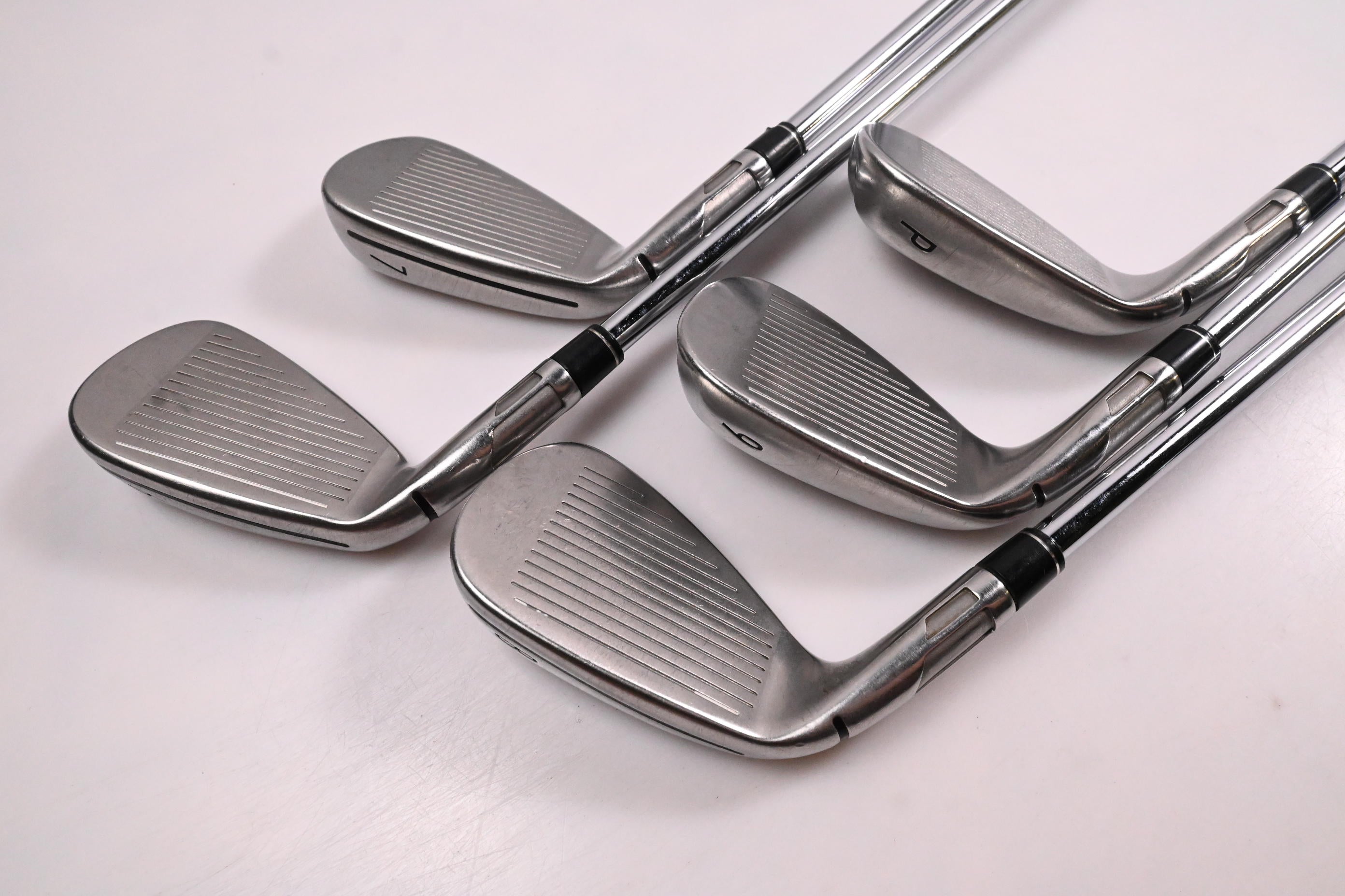 Taylormade SIM2 Max Irons / 6-PW / Regular Flex KBS Max MT 85 Shafts