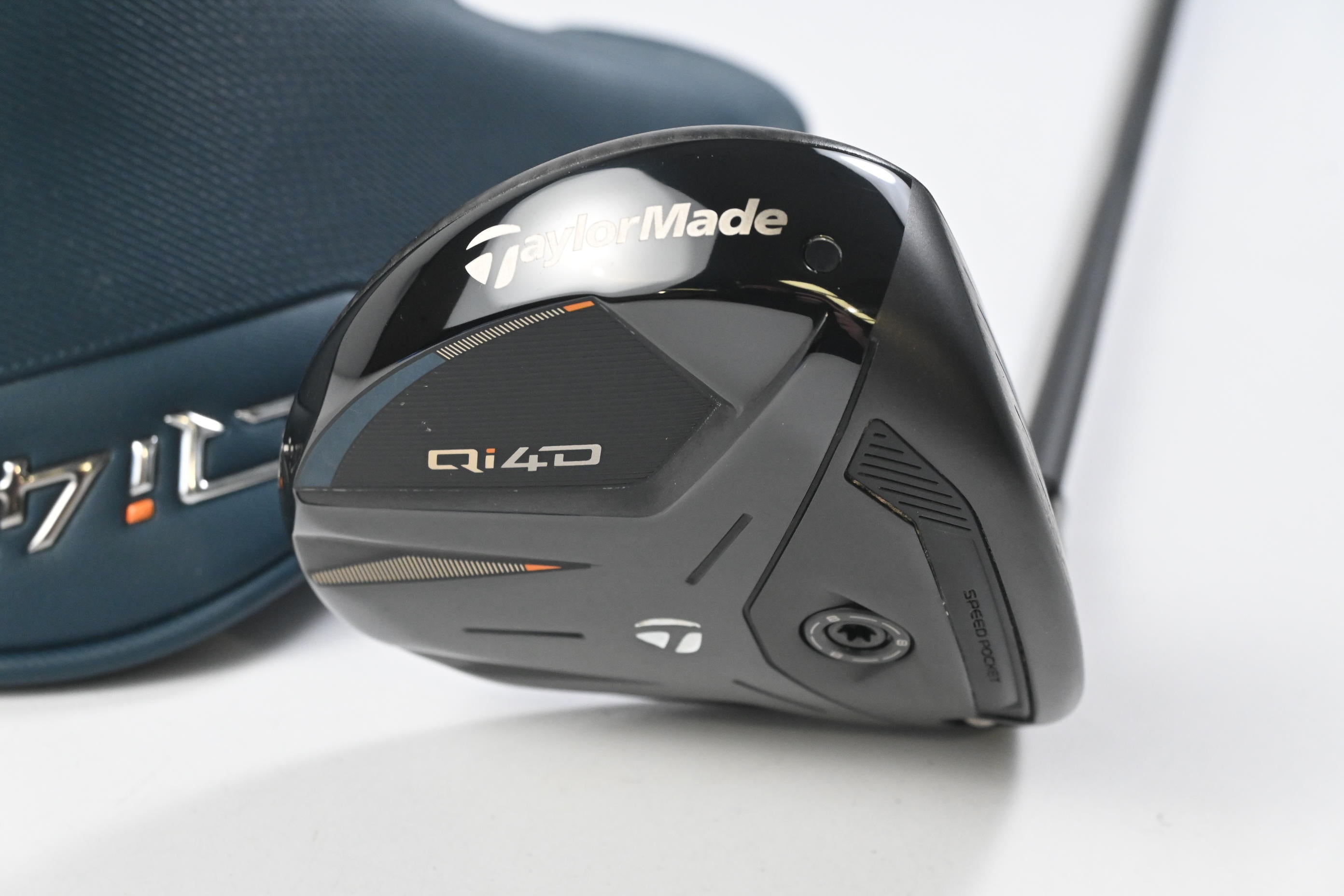 Taylormade Qi4D #3 Wood / 15 Degree / Regular Flex REAX 55 Shaft