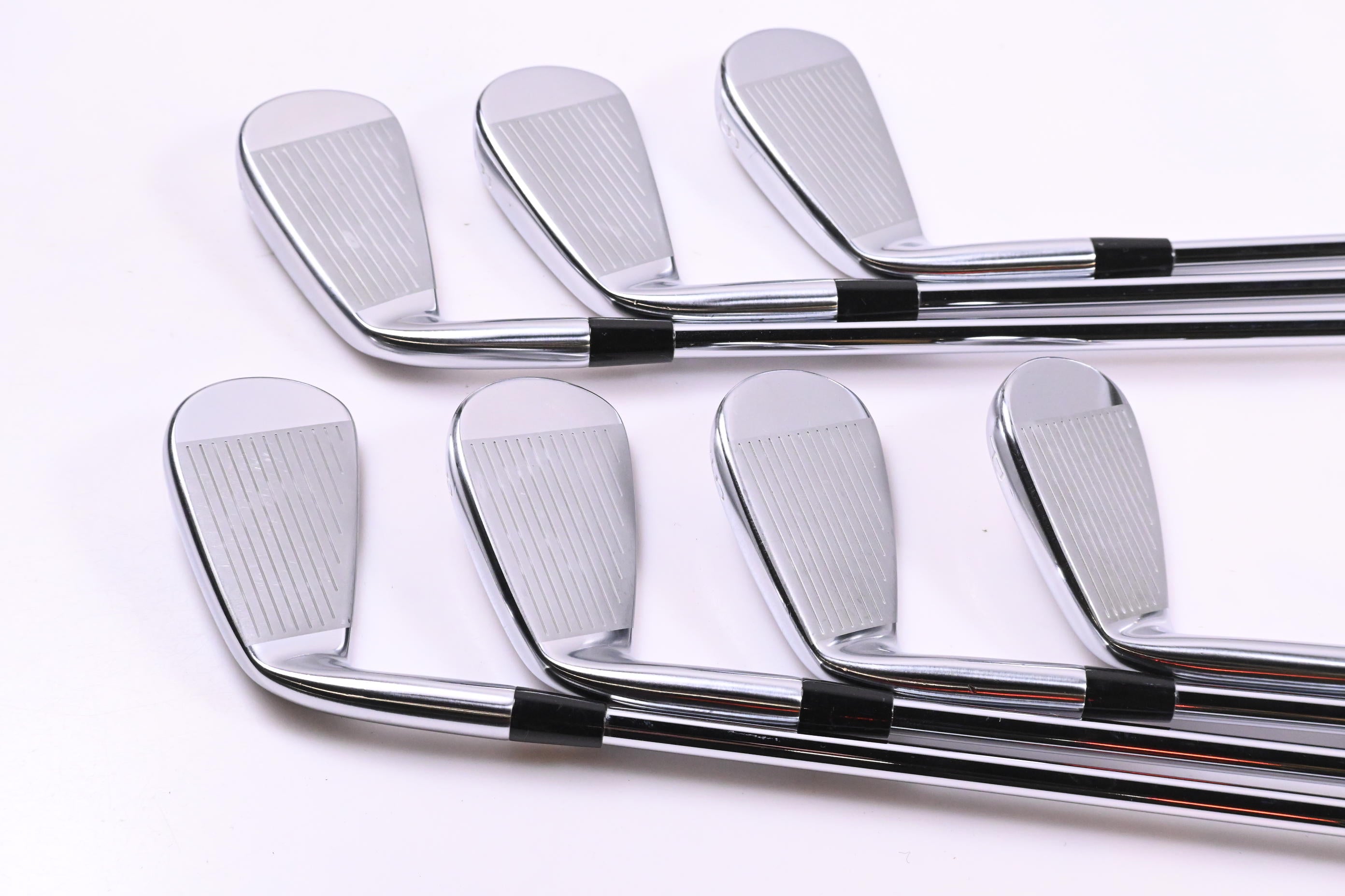 Mizuno Pro 245 Irons / 4-PW / Regular Flex Dynamic Gold Mid 100 R300 Shafts