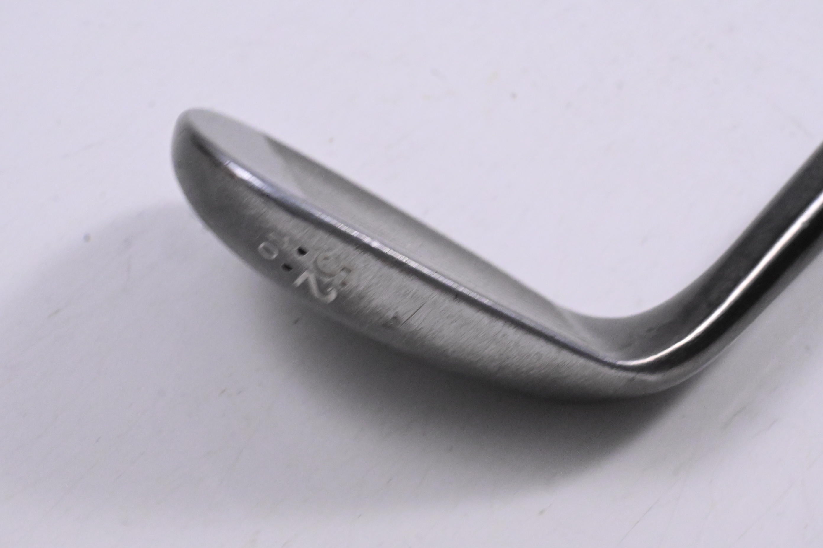 Cleveland CG16 Gap Wedge / 52 Degree / Wedge Flex True Temper Dynamic Gold Shaft