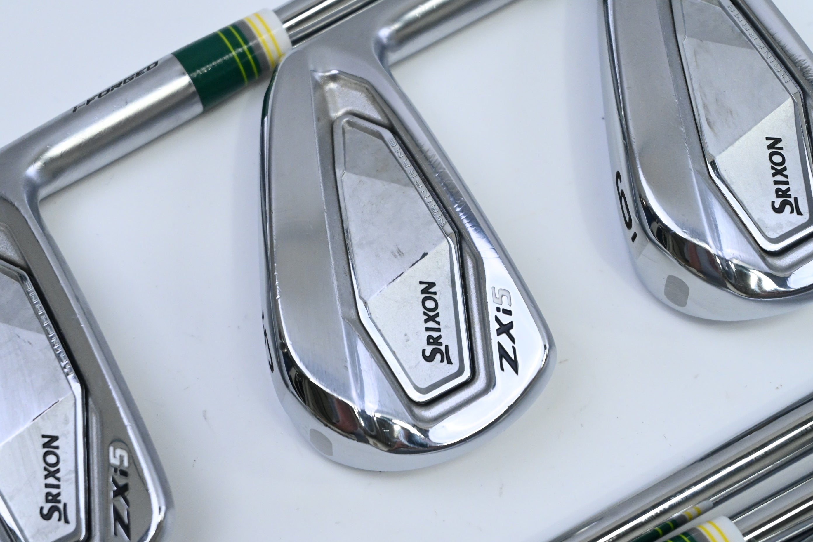 Srixon ZXi5 Irons / 4-PW / X-Flex Project X Rifle Shafts