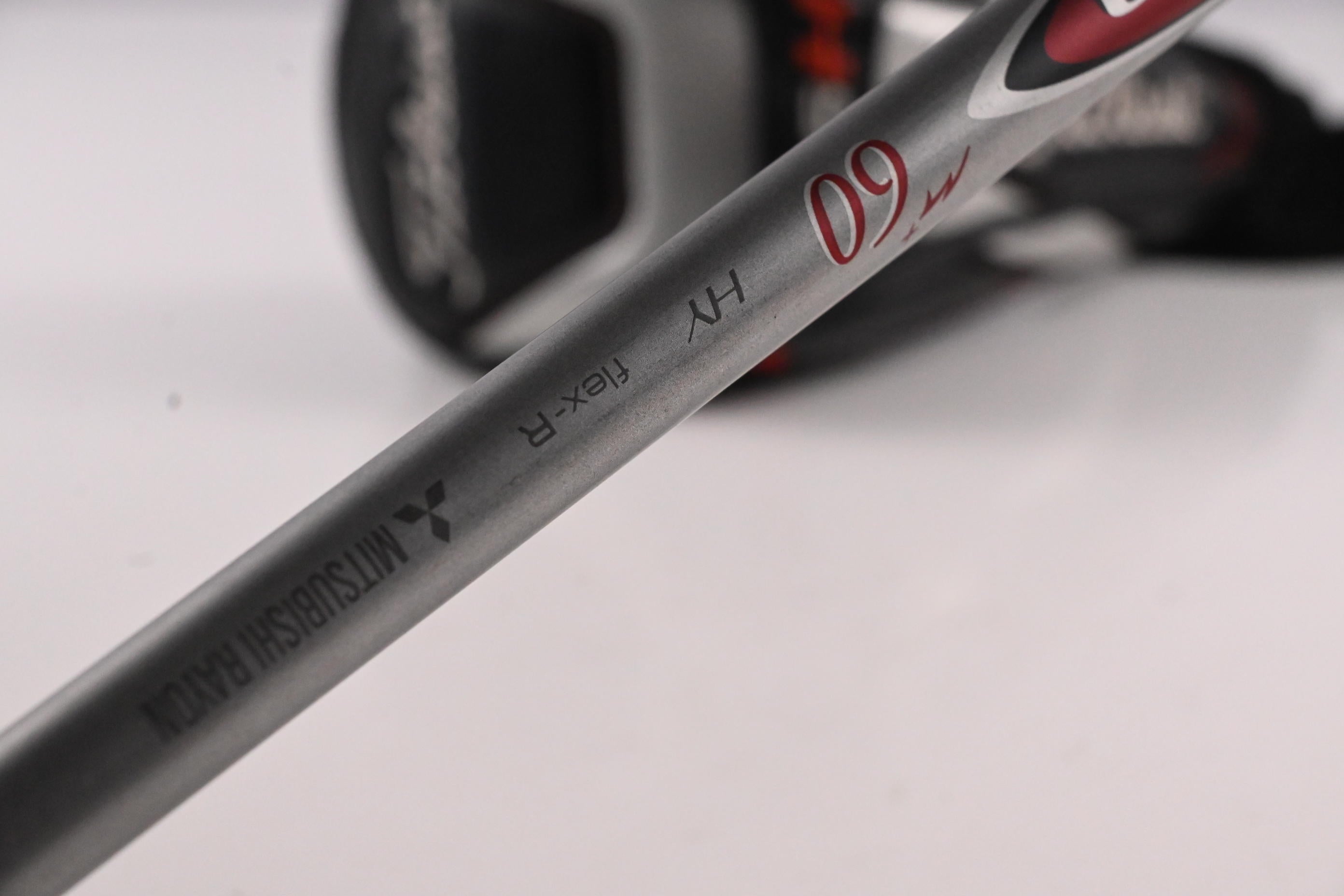 Titleist 915H #5 Hybrid / 27 Degree / Regular Flex Diamana Red M+ 60 Shaft