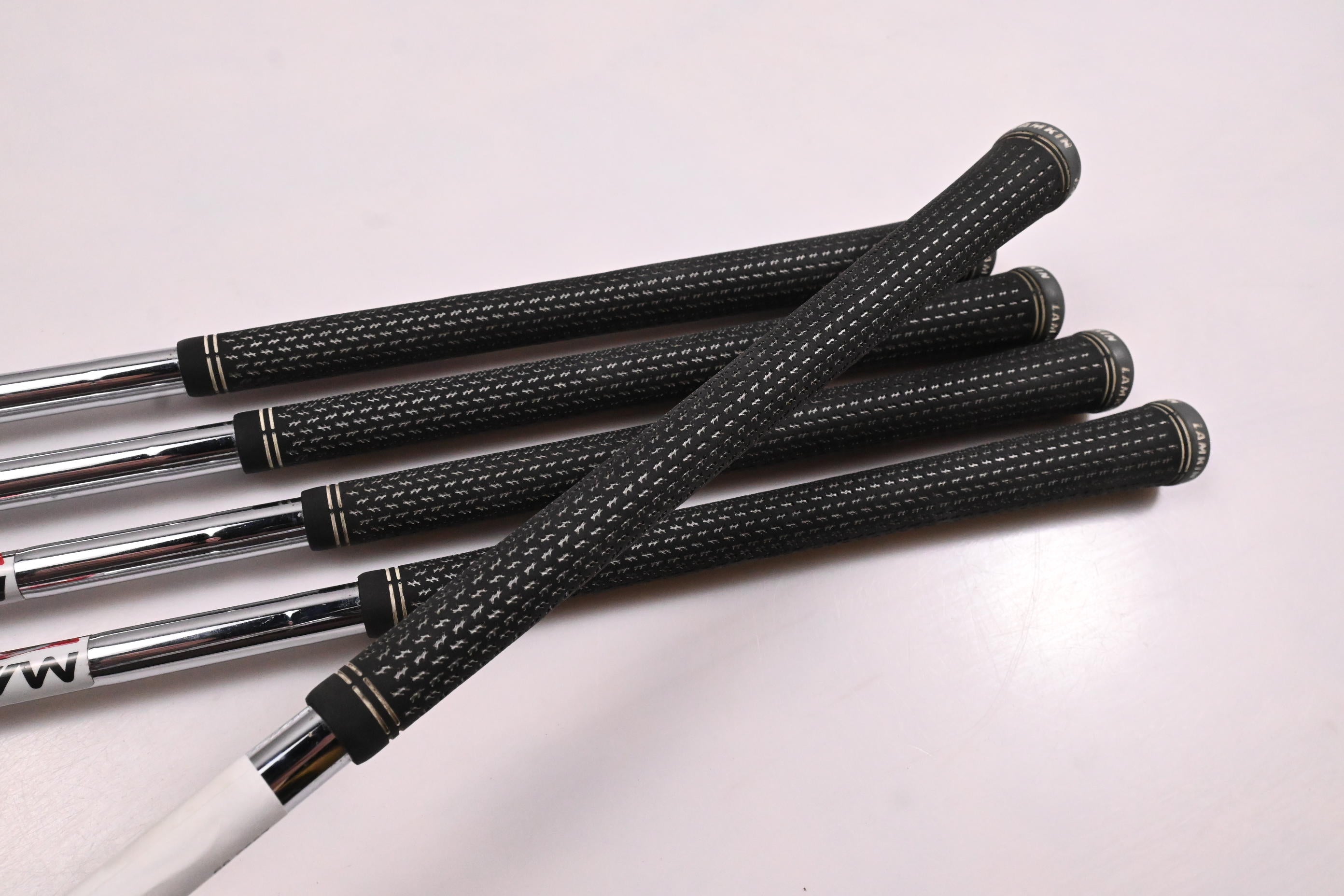Taylormade SIM2 Max Irons / 6-PW / Regular Flex KBS Max MT 85 Shafts