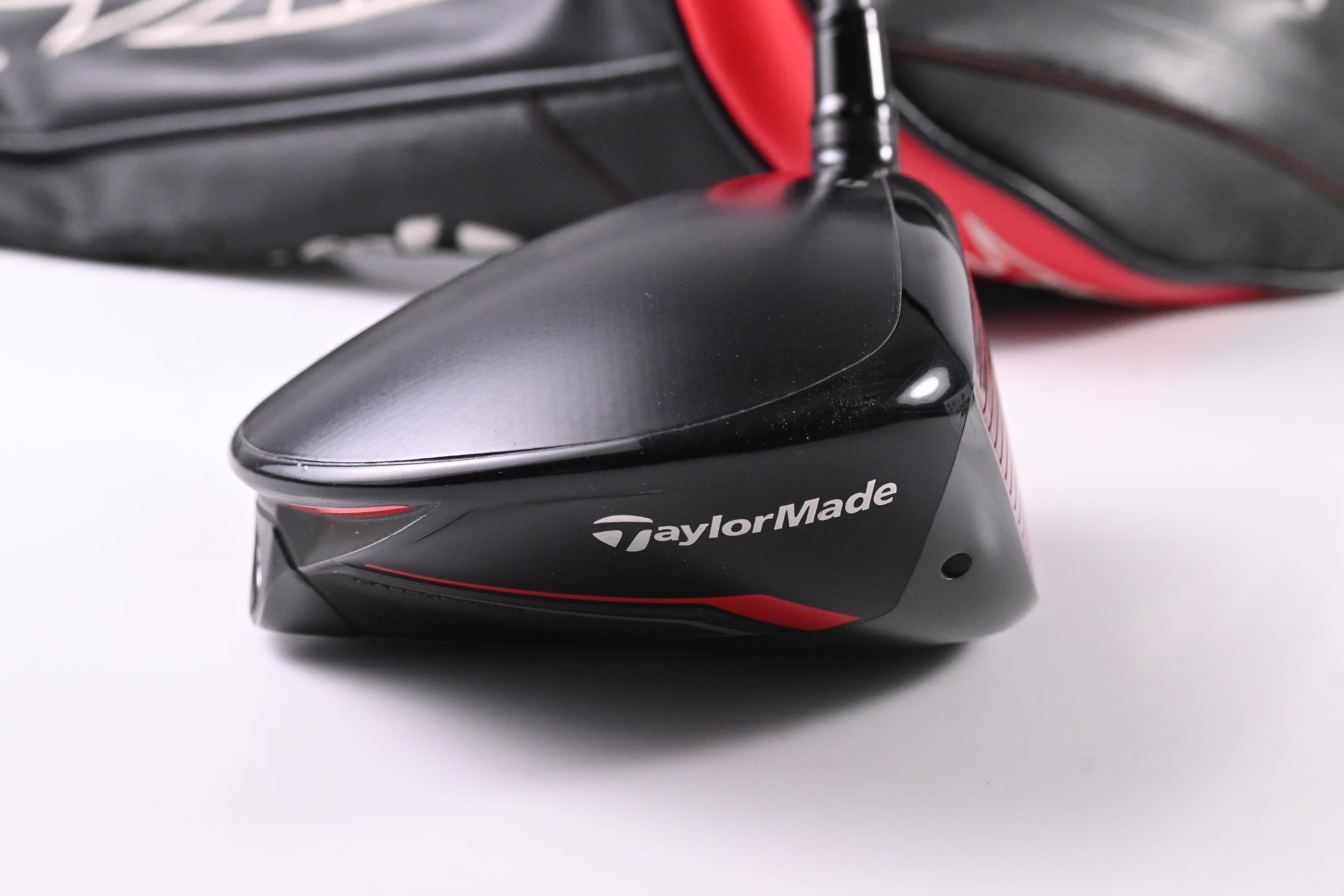 Taylormade Stealth Driver / 10.5 Degree / Stiff Flex HZRDUS Smoke Green 70 Shaft