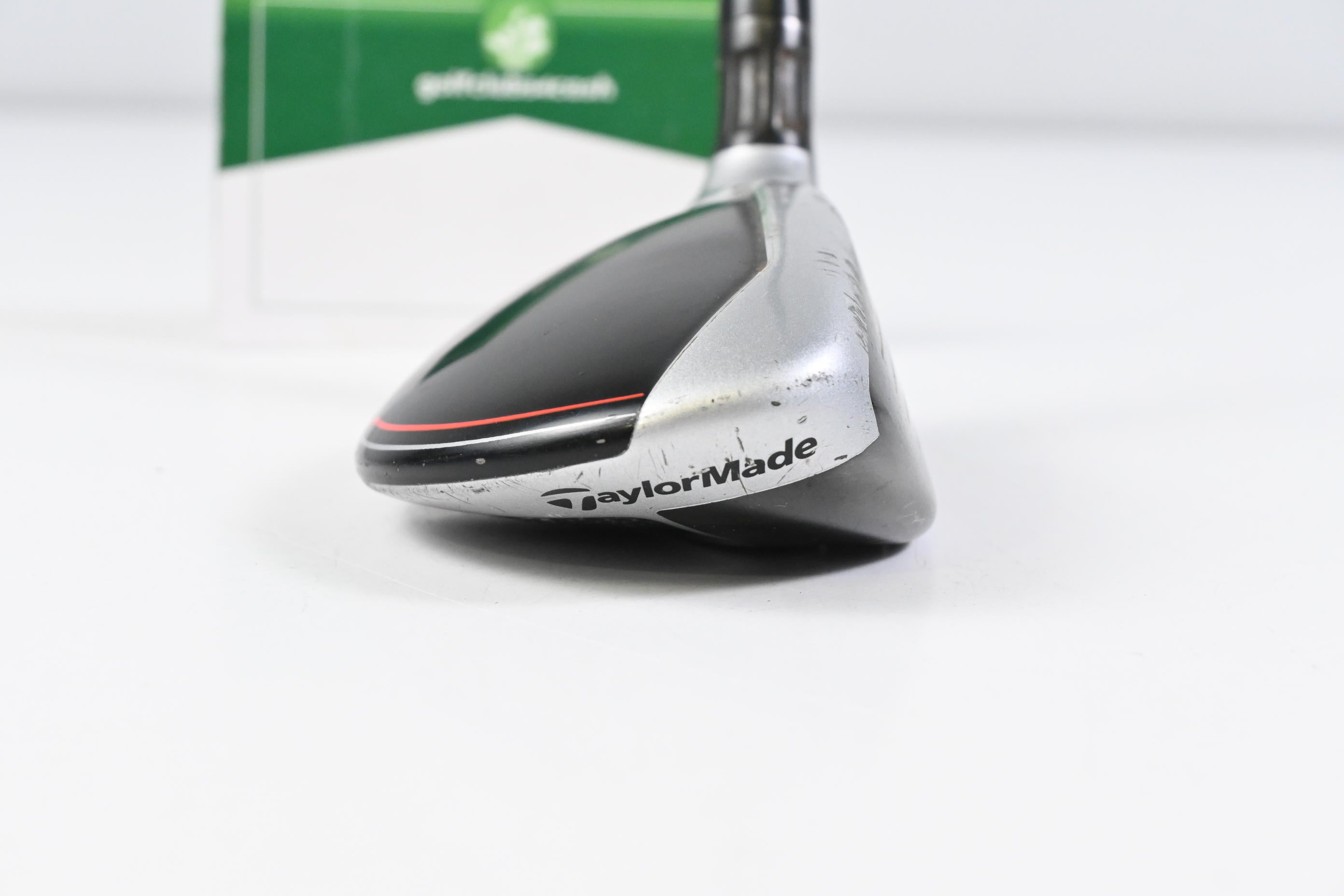 Taylormade M6 #3 Hybrid / 19 Degree / Regular Flex Fujikura Atmos Orange 6