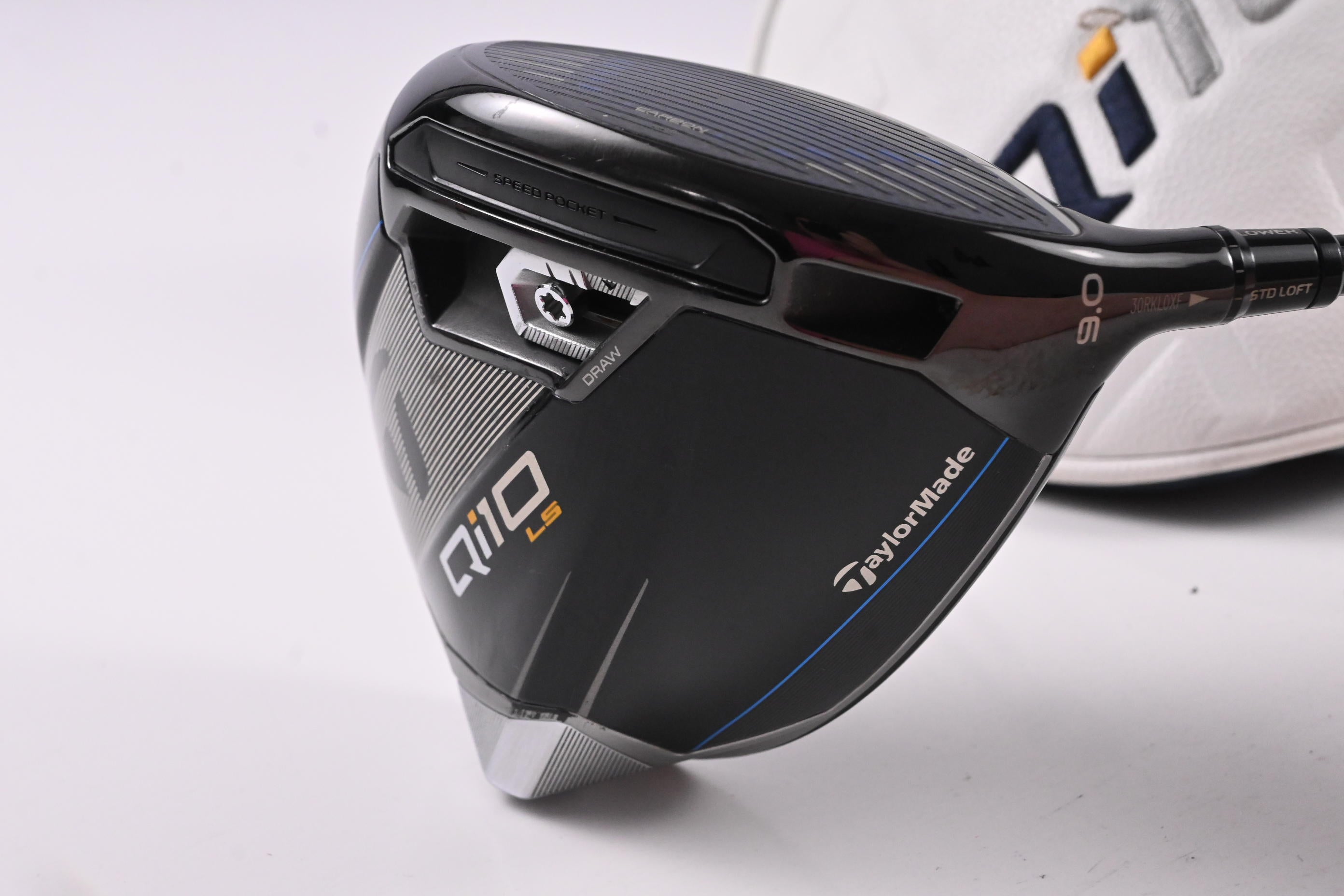 Taylormade Qi10 LS Driver / 9 Degree / X-Flex Kai'li White 70 Shaft
