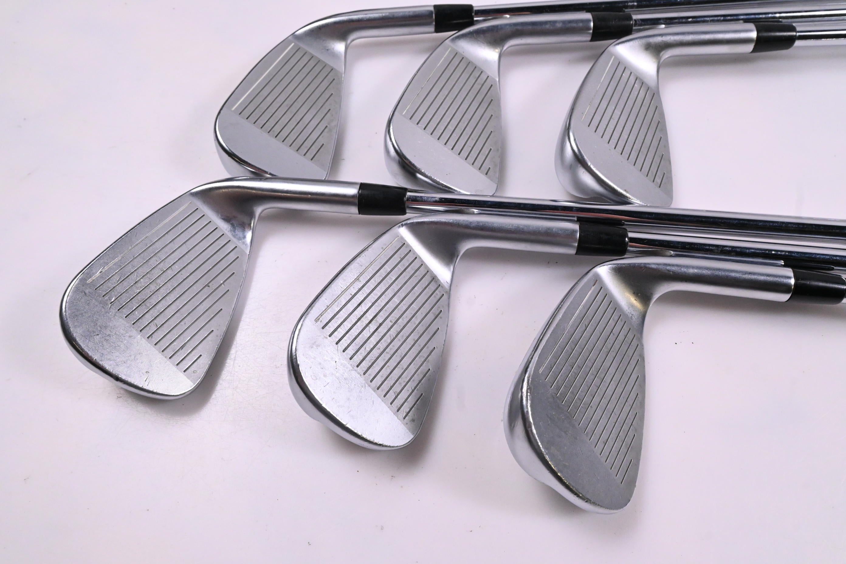 Left Hand Ping i210 Irons / 5-PW / Green Dot / Stiff Flex N.S.Pro Modus³ Tour 120