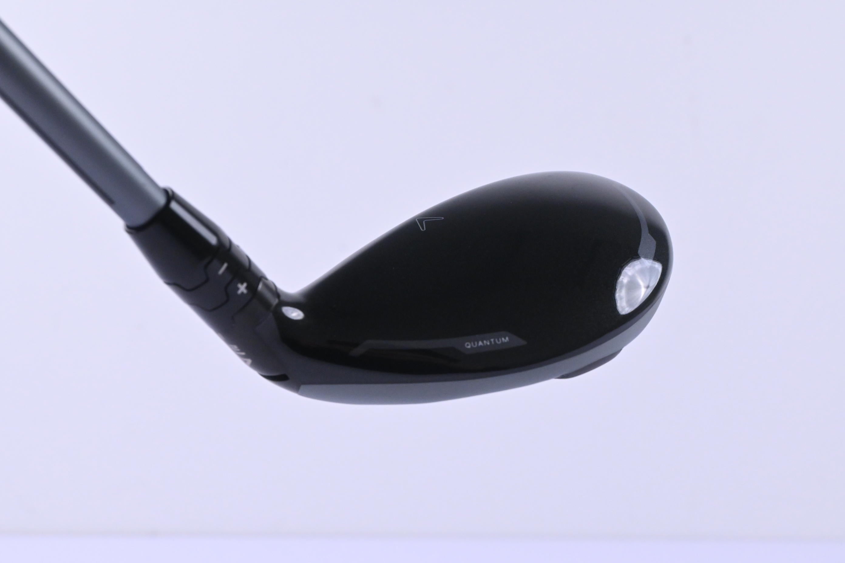 Callaway Quantum Max #4 Hybrid / 21 Degree / Stiff Flex Denali Frost Silver 70