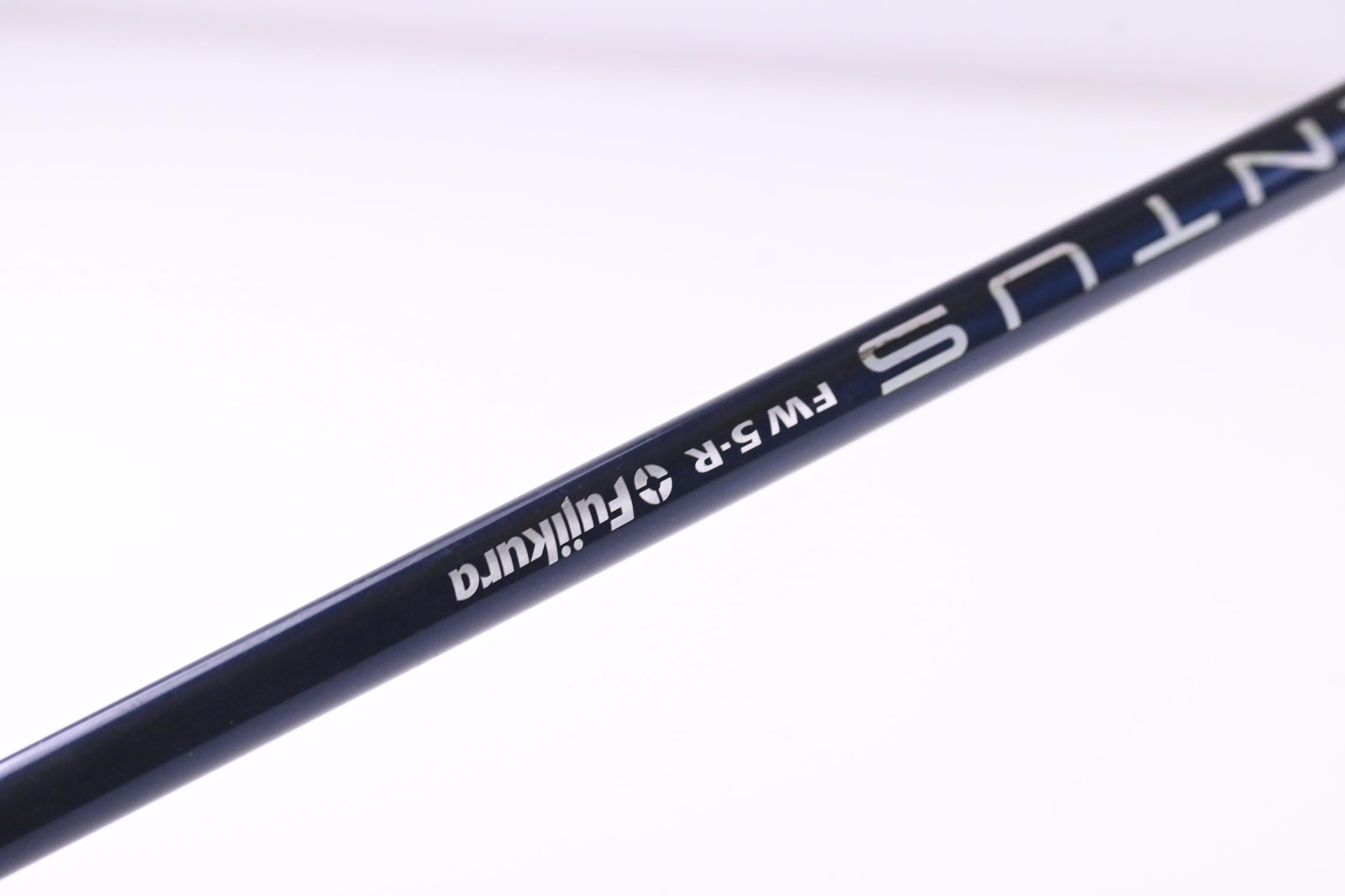 Taylormade SIM Max #5 Wood / 18 Degree / Regular Flex Ventus Blue 5 Shaft