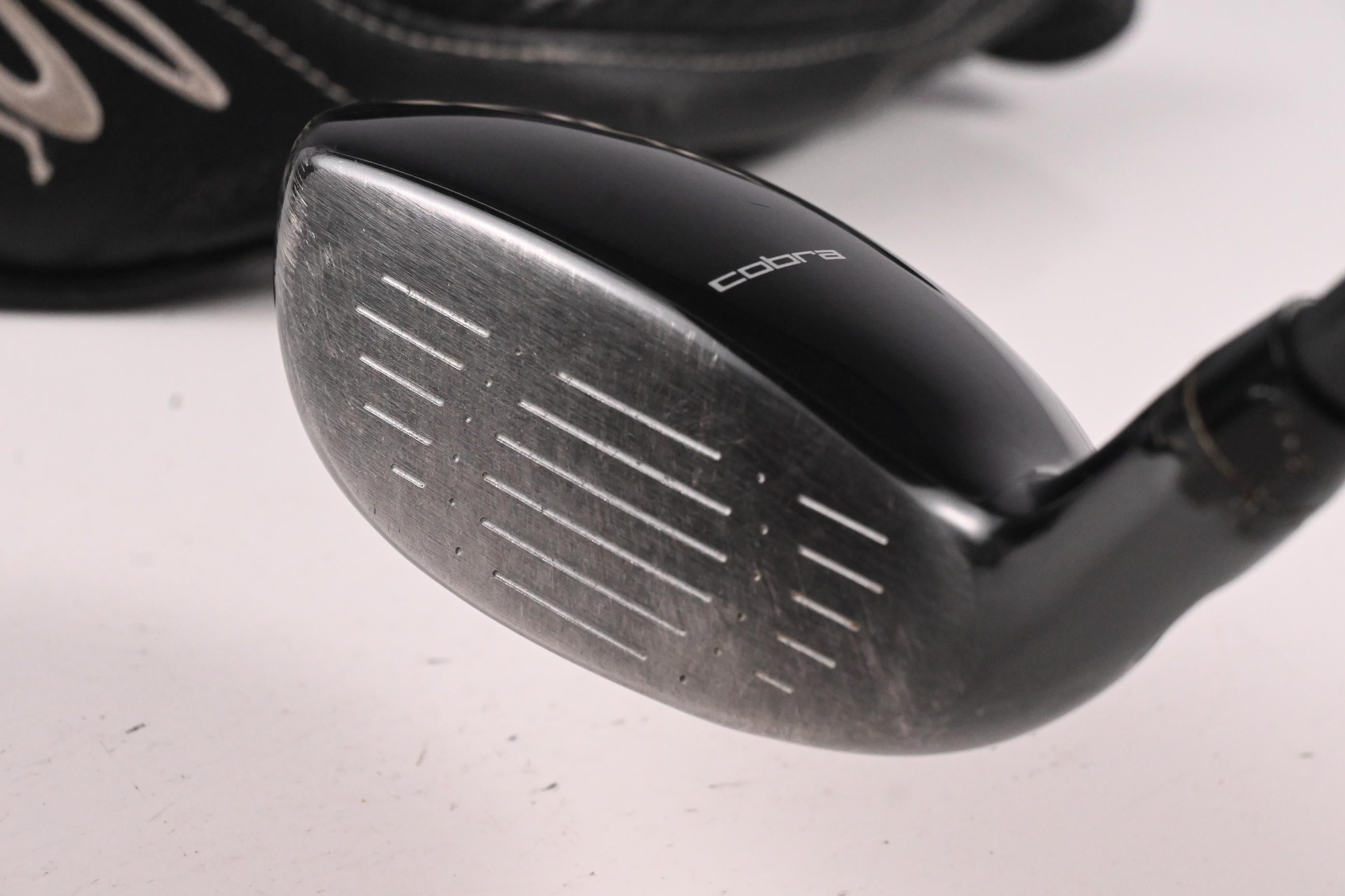 Cobra King F7 3-4 Hybrid / 19-22 Degree / Regular Flex Fujikura Pro 75 Shaft