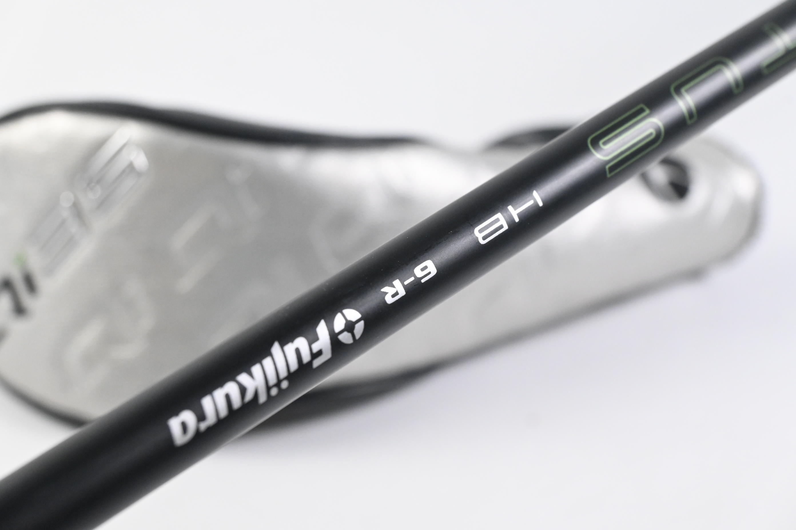 Taylormade Qi35 #4 Hybrid / 22 Degree / Regular Flex Fujikura Ventus Blue '25 6
