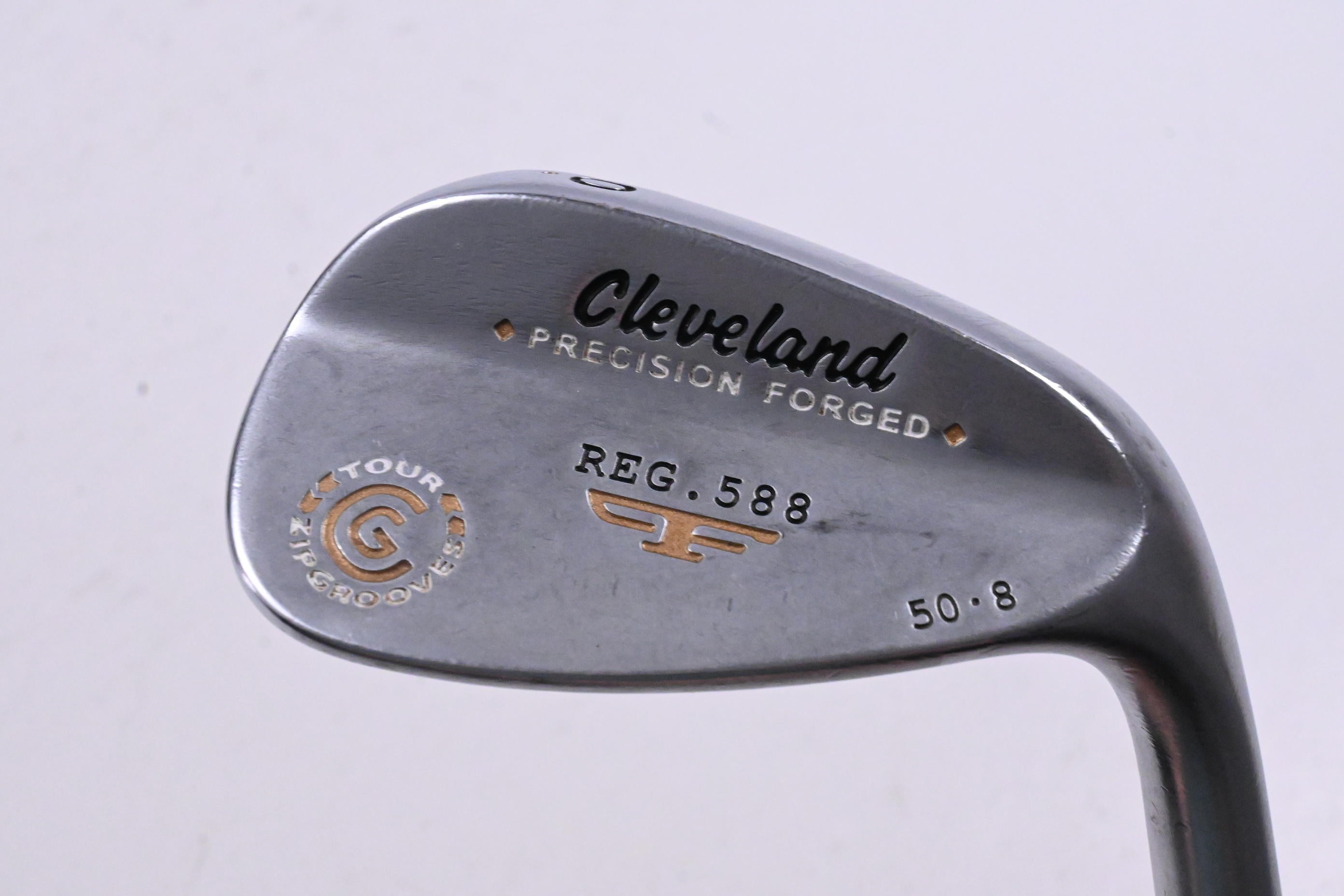 Cleveland 588 Precision Forged Gap Wedge / 50 Degree / Wedge Flex Tour Concept