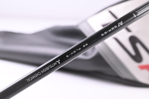 Titleist TSR3 Driver / 10 Degree / Stiff Flex Tensei AV Blue 55 Shaft