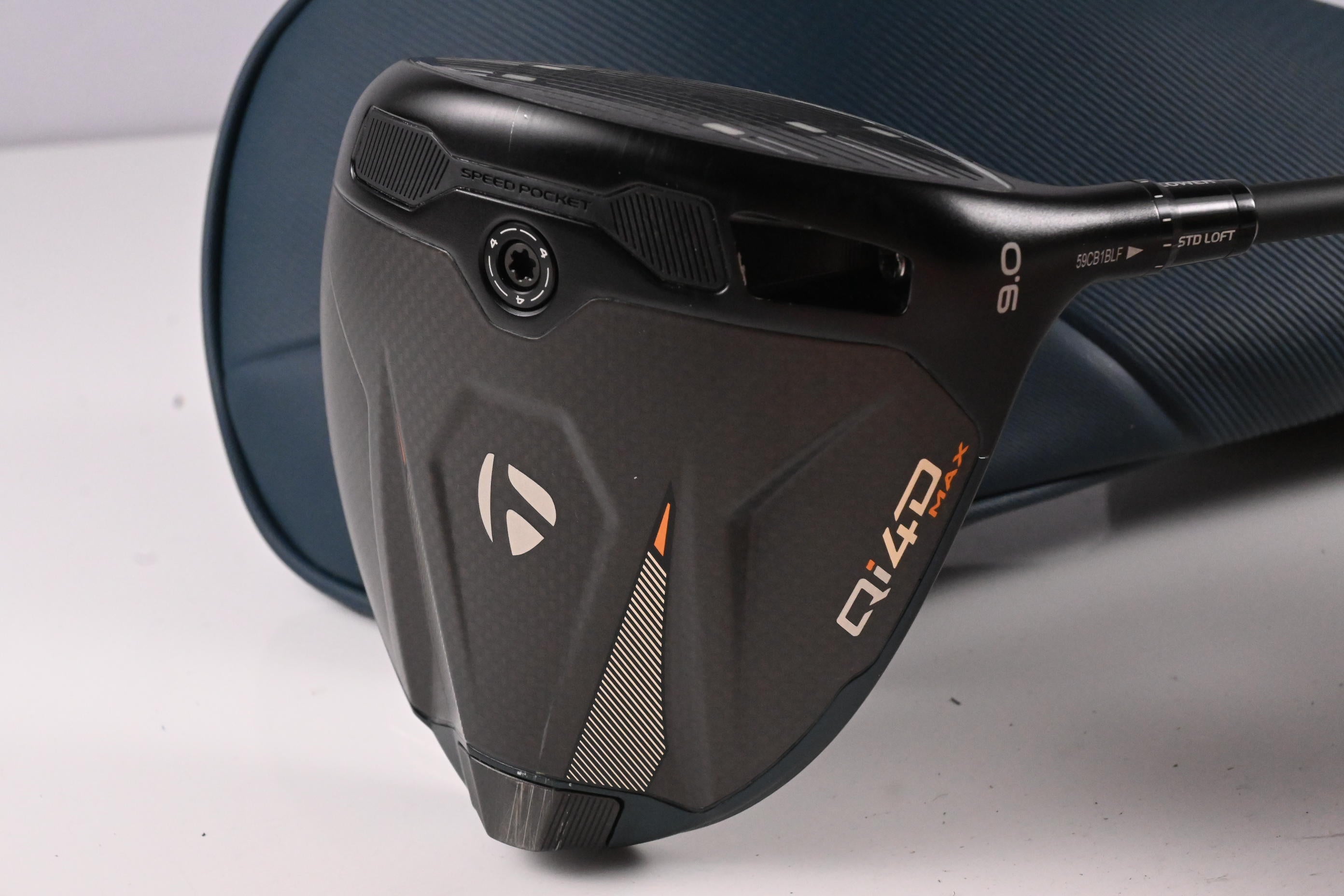 Taylormade Qi4D Max Driver / 9 Degree / X-Flex REAX Blue 60 Shaft