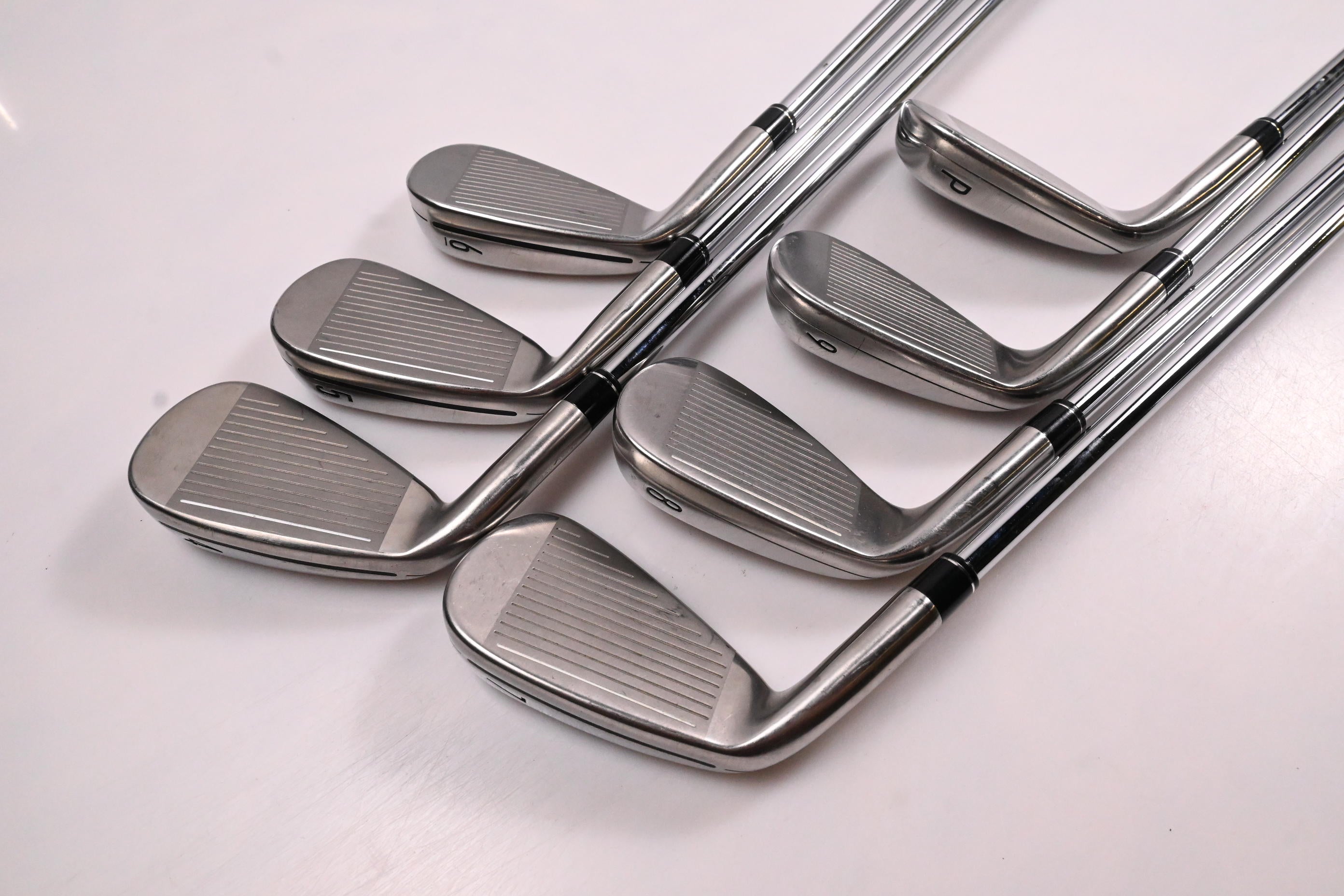 Taylormade M4 Irons / 4-PW / Regular Flex KBS Max 85 Shafts