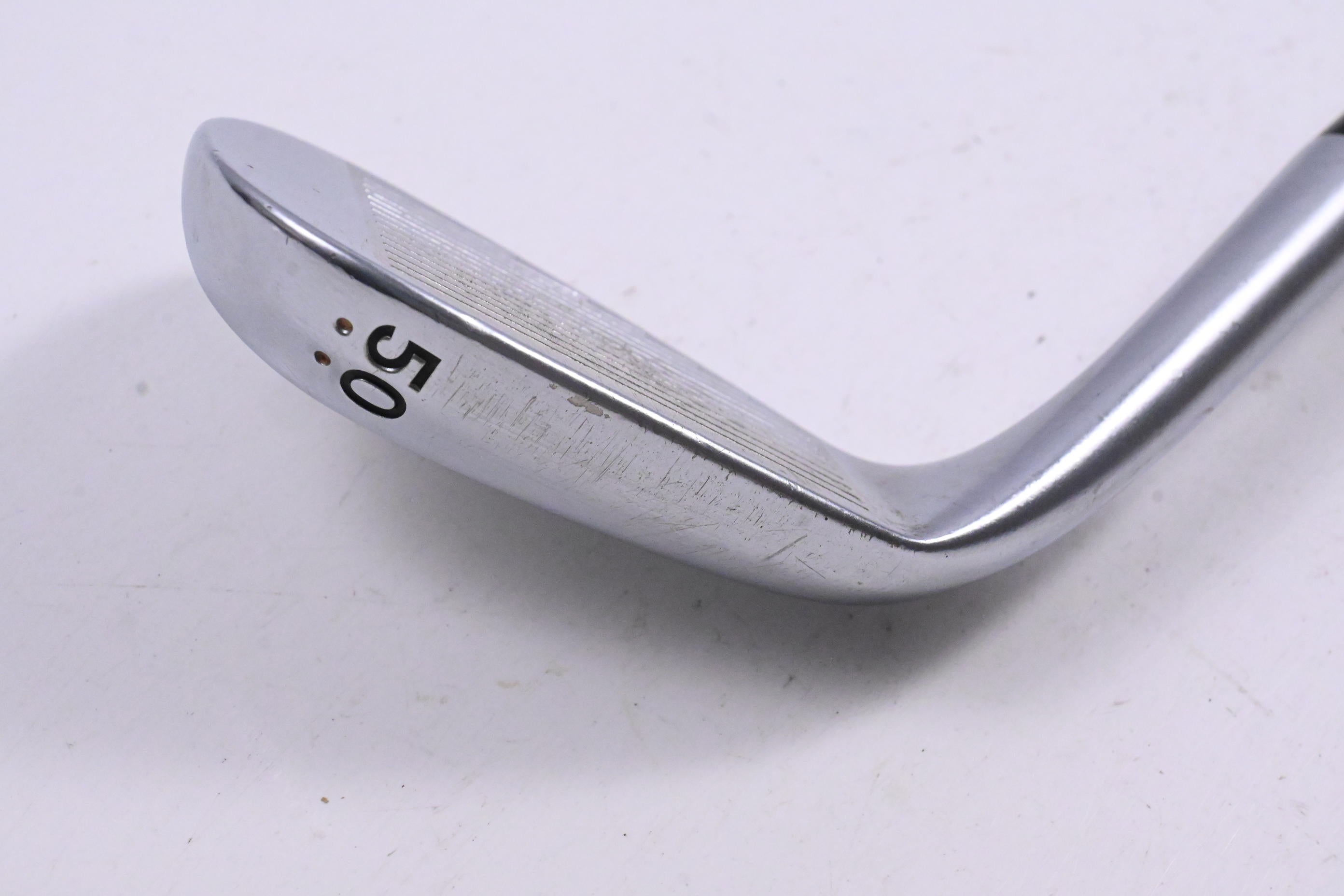 Cleveland 588 Precision Forged Gap Wedge / 50 Degree / Wedge Flex Tour Concept