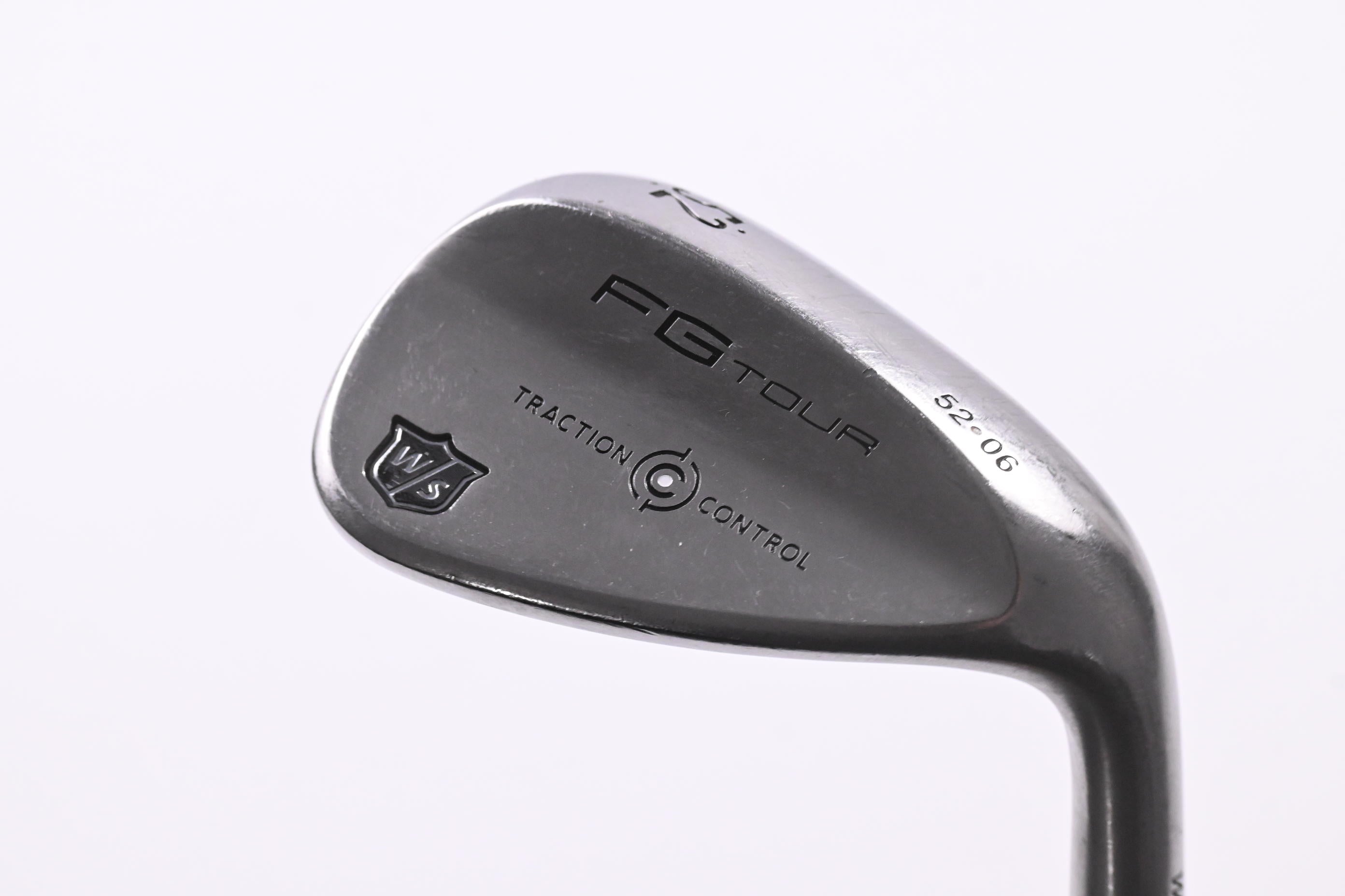 Wilson FG Tour Traction Control Gap Wedge / 52 Degree / Stiff Flex NS Pro 950GH