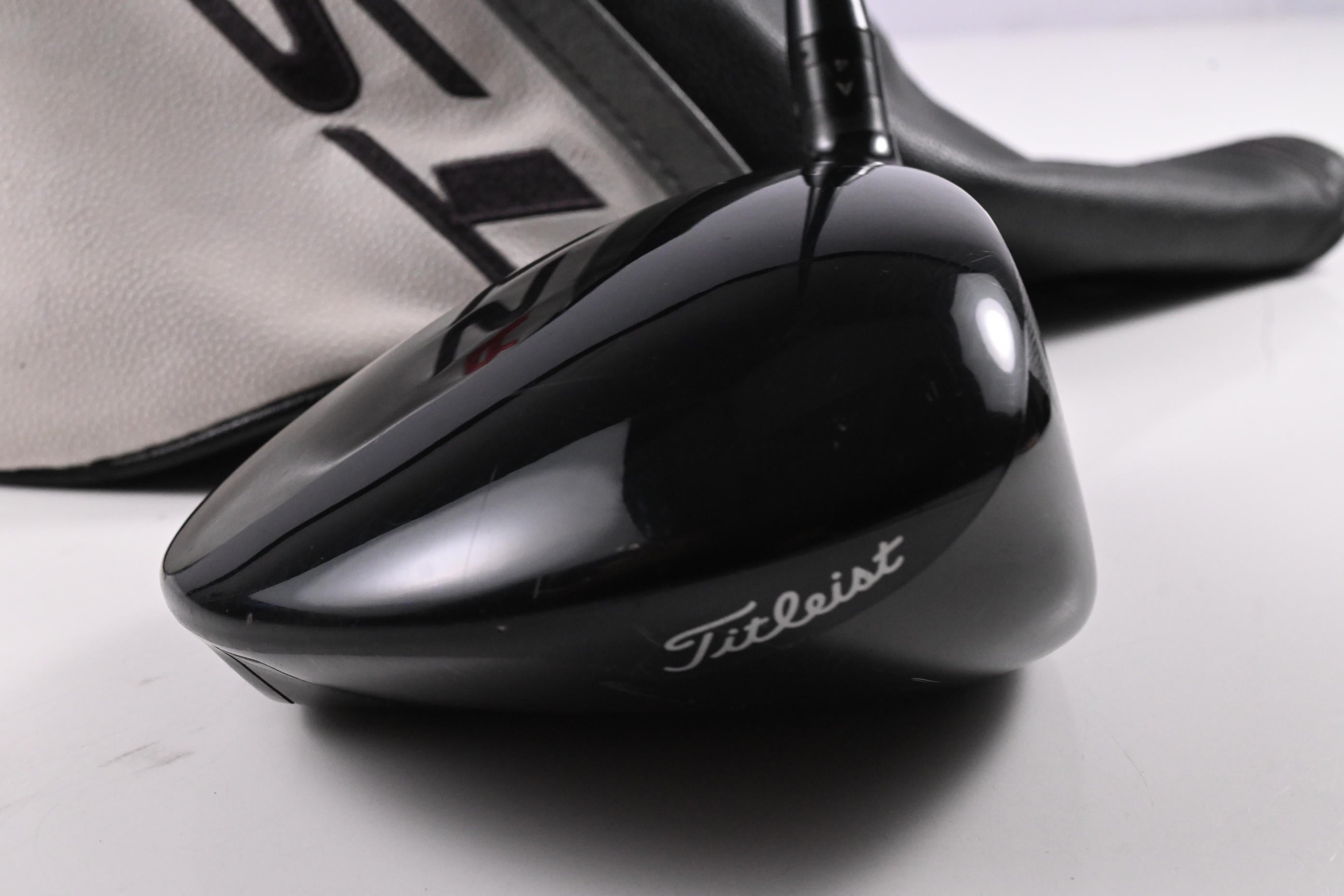 Titleist TSR2 Driver / 10 Degree / Stiff Flex Hzrdus Gen4 Black 60 Shaft