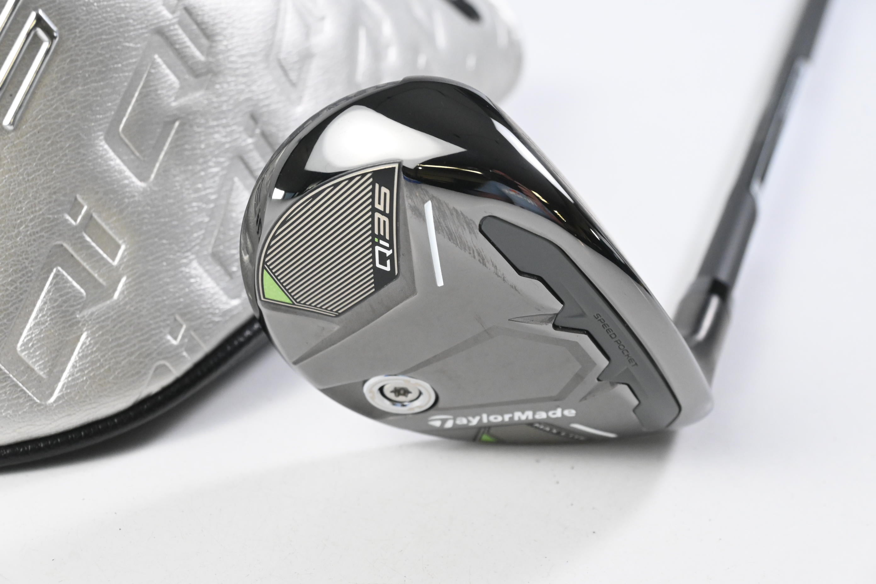 Taylormade Qi35 Max Lite #5 Hybrid / 27 Degree / Senior Flex Vanquish 5 Shaft