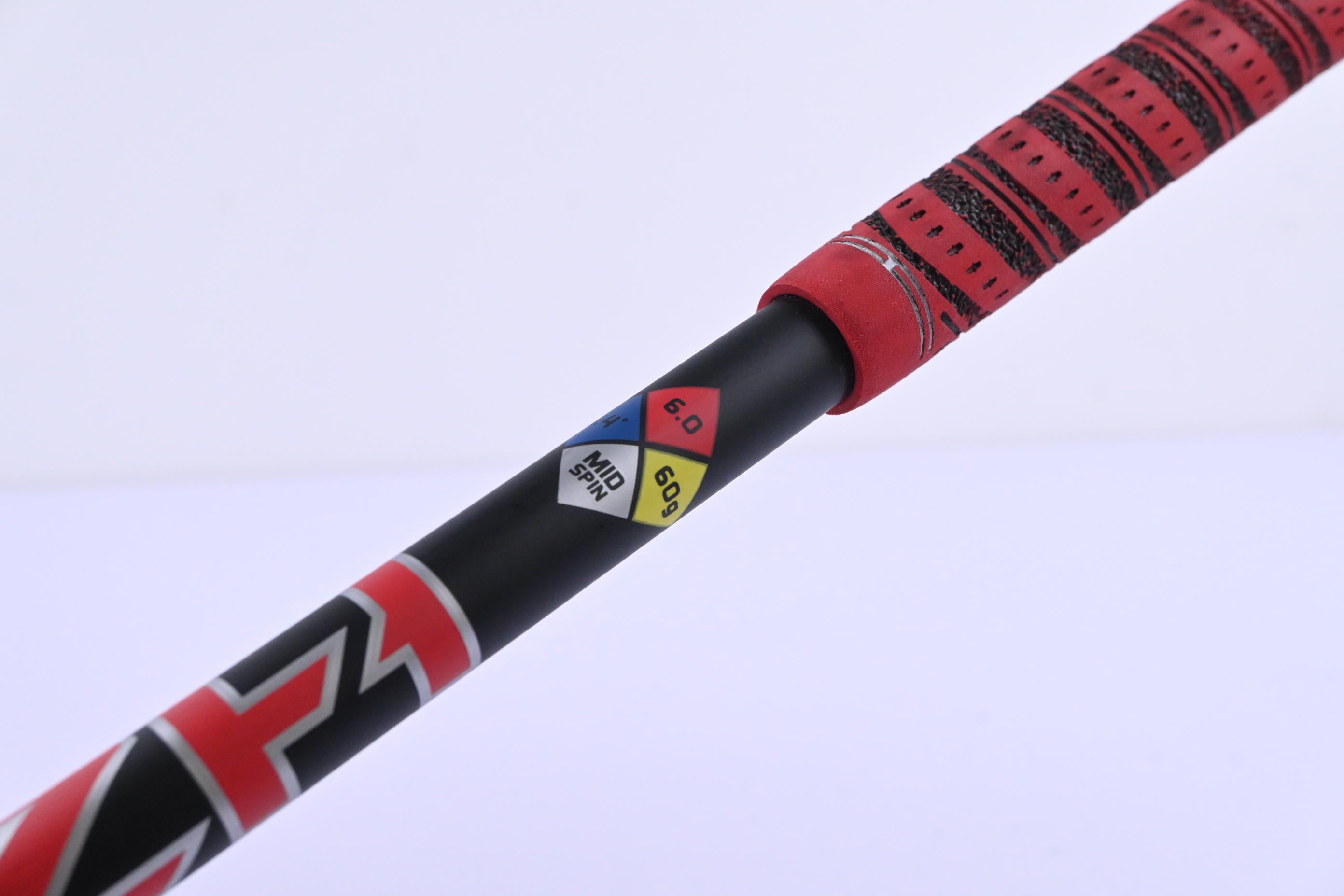 Titleist TSR2 #5 Wood / 18 Degree / Stiff Flex HZRDUS Gen4 Red CB 60 Shaft