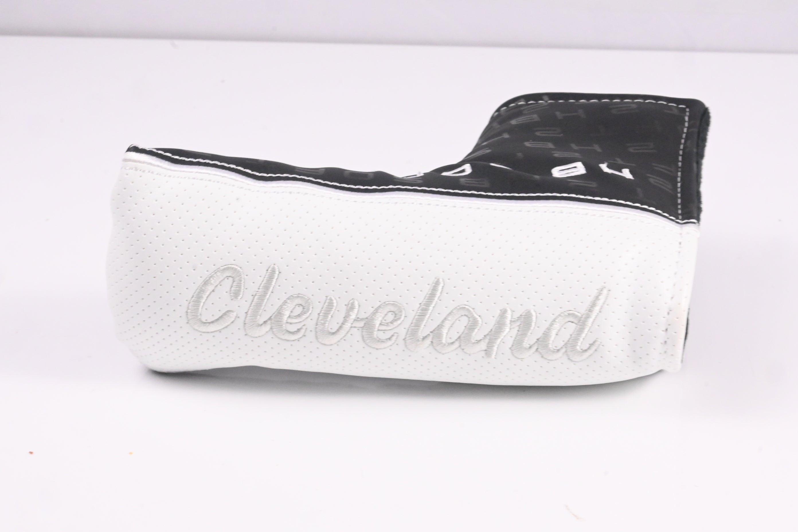 Cleveland HB Soft 2 Black Satin #8 Putter / 35 Inch