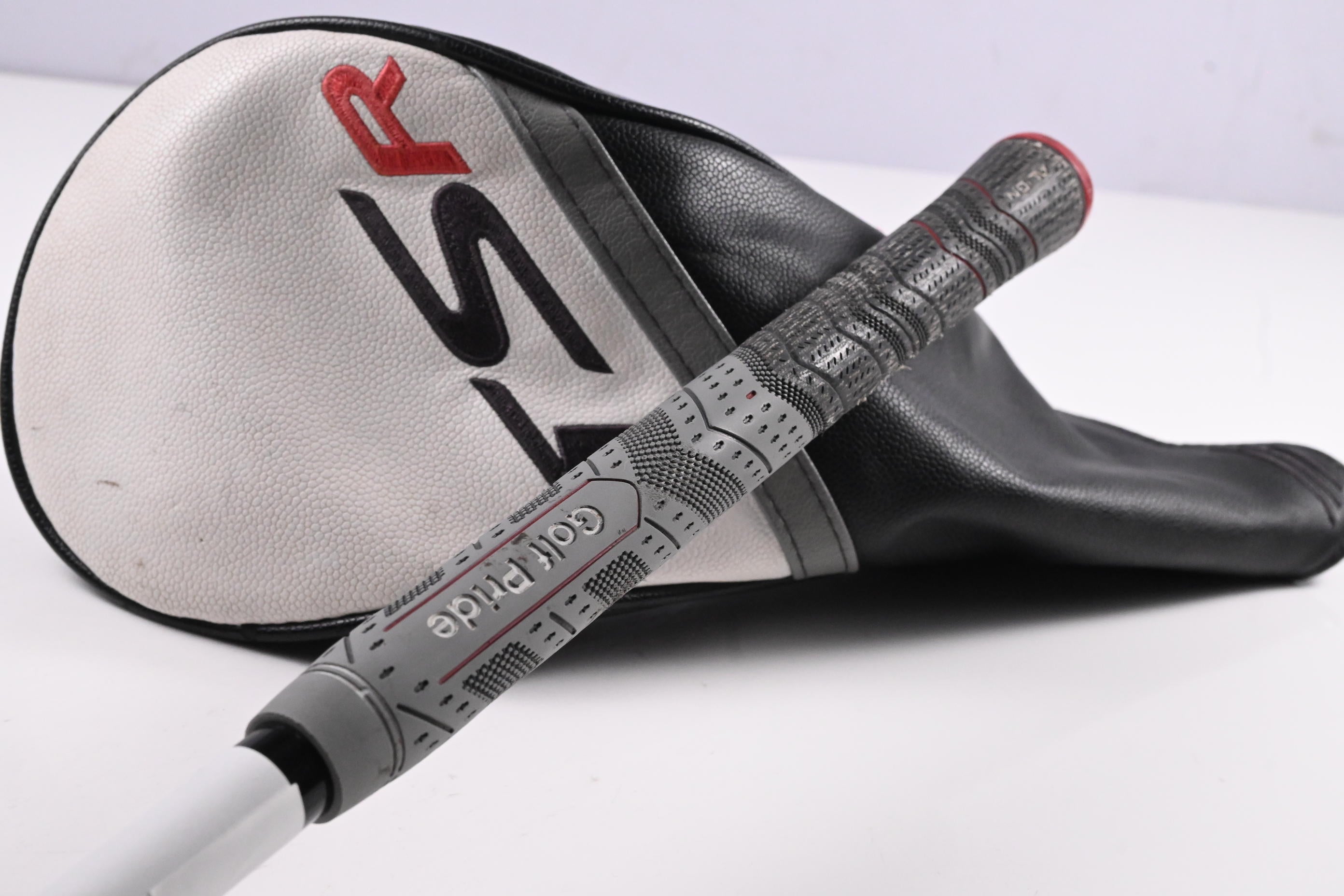 Titleist TSR2 Driver / 10 Degree / Stiff Flex Hzrdus Gen4 Black 60 Shaft