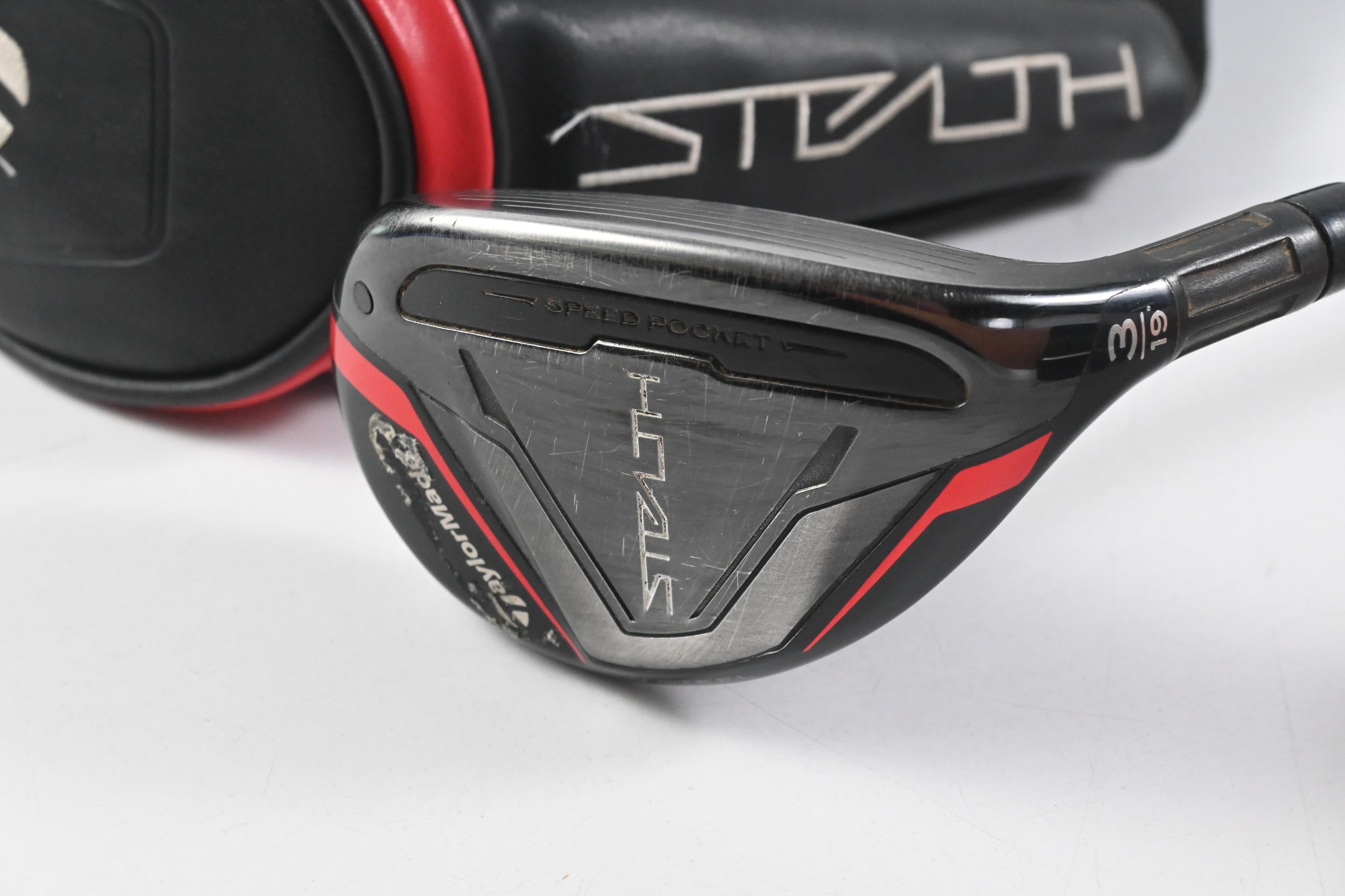 Taylormade Stealth #3 Hybrid / 19 Degree / Stiff Flex Hzrdus Smoke Red RDX 80