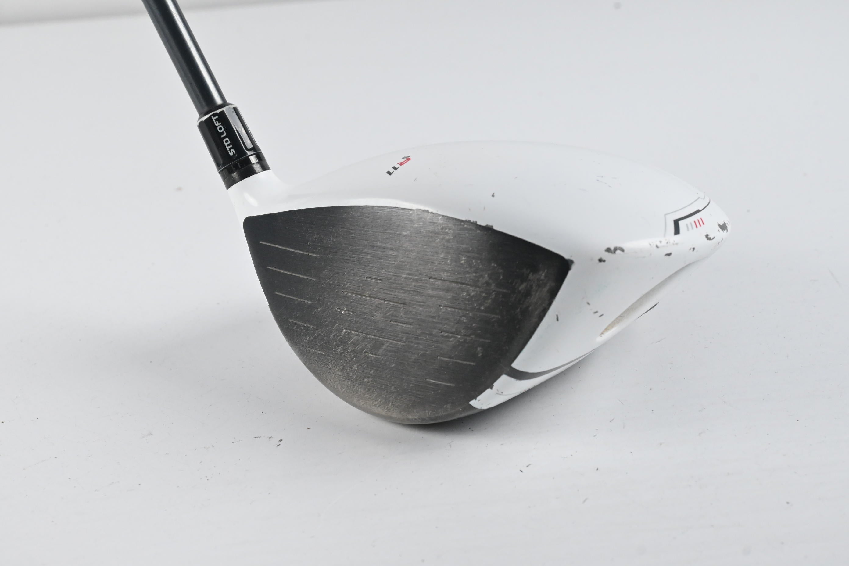 Left Hand Taylormade R11S Driver / 10.5 Degree / Regular Flex Aldila RIP Phenom