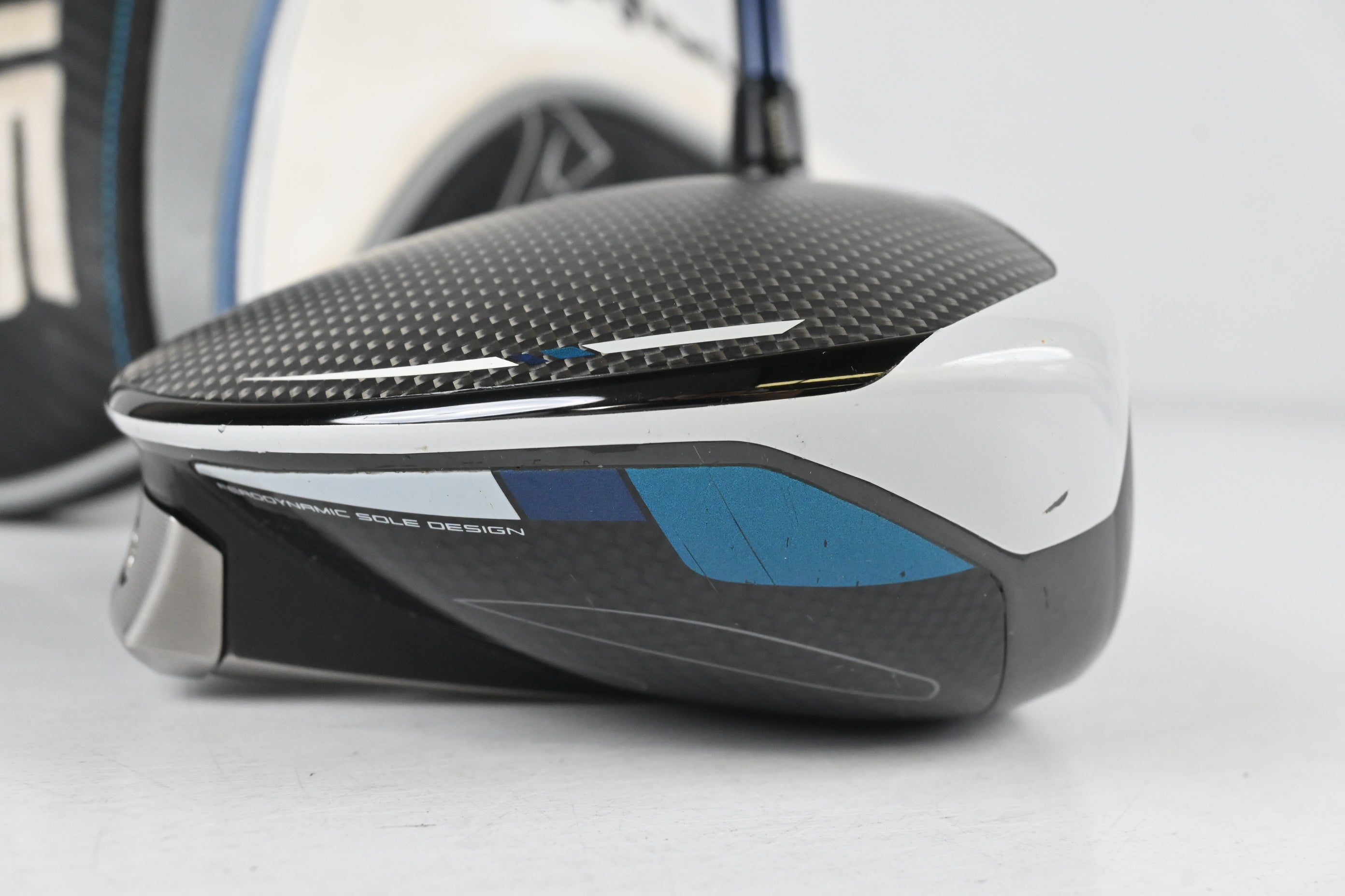 Taylormade SIM Max Driver / 10.5 Degree / Stiff Flex Ventus Blue 6 Shaft
