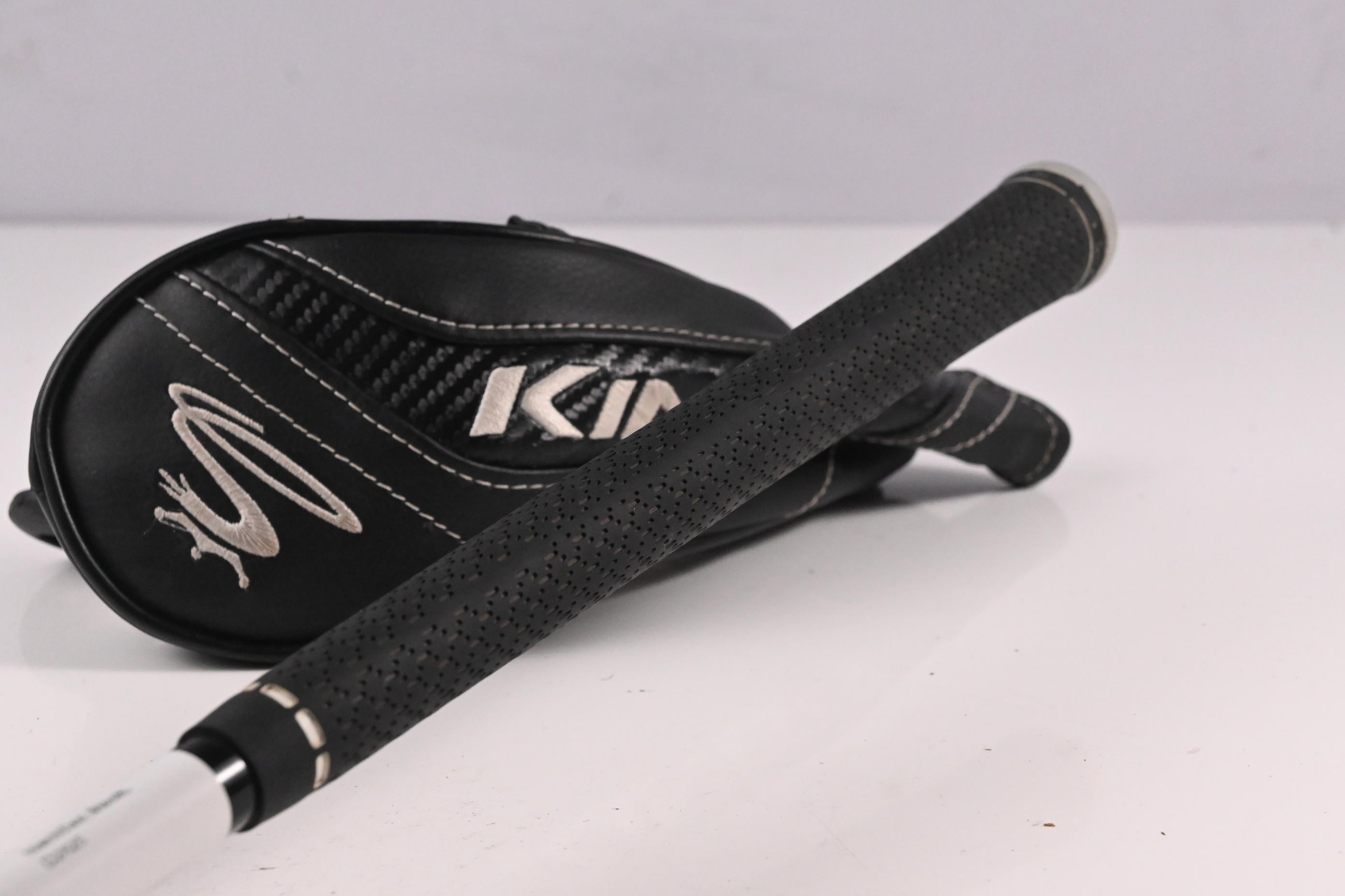 Cobra King F7 #3-4 Hybrid / 19-22 Degree / Regular Flex Fujikura Pro 75 Shaft