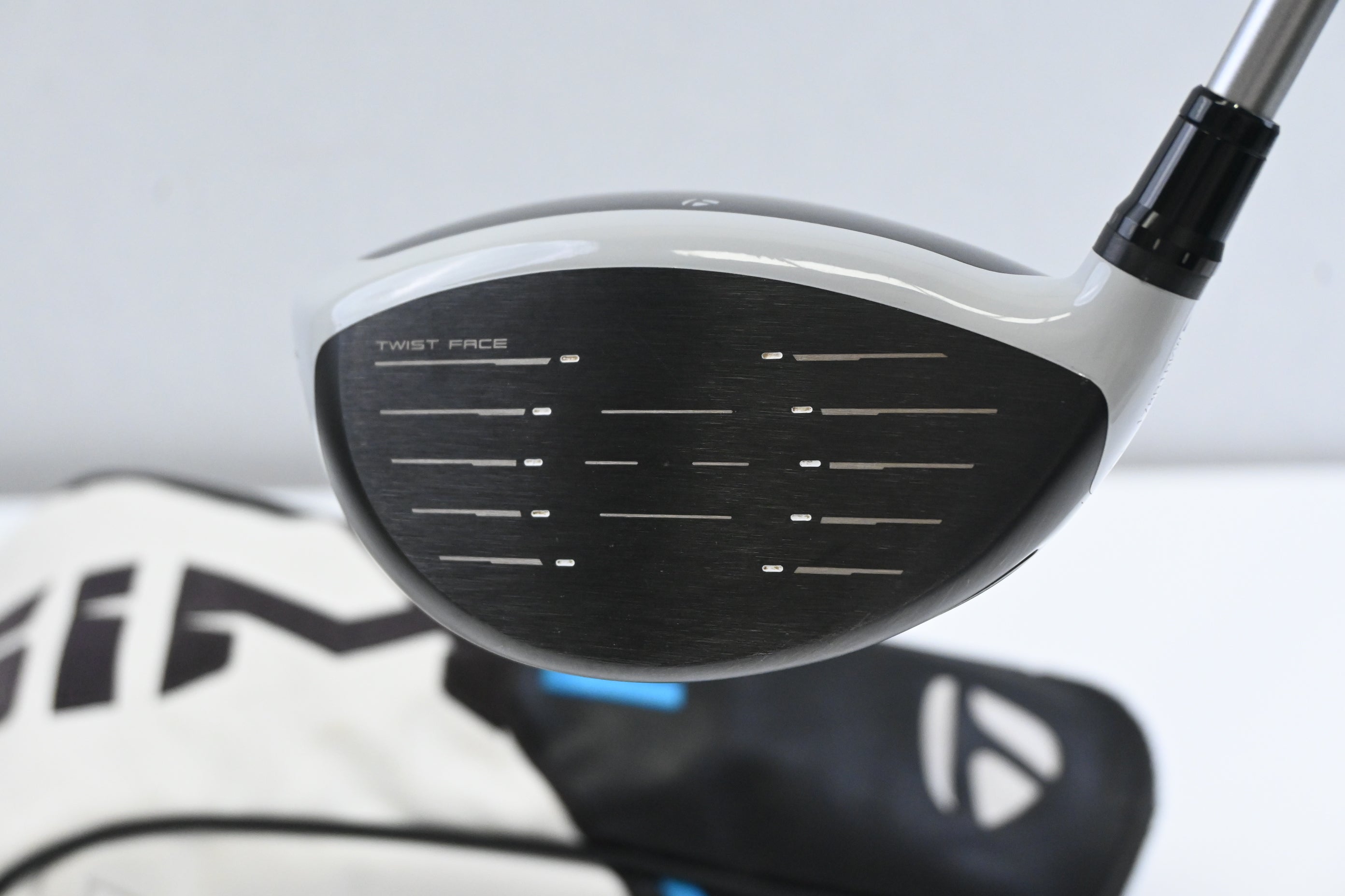 Taylormade SIM2 Max Driver / 9 Degree / Stiff Flex Kuro Kage Silver 60 Shaft