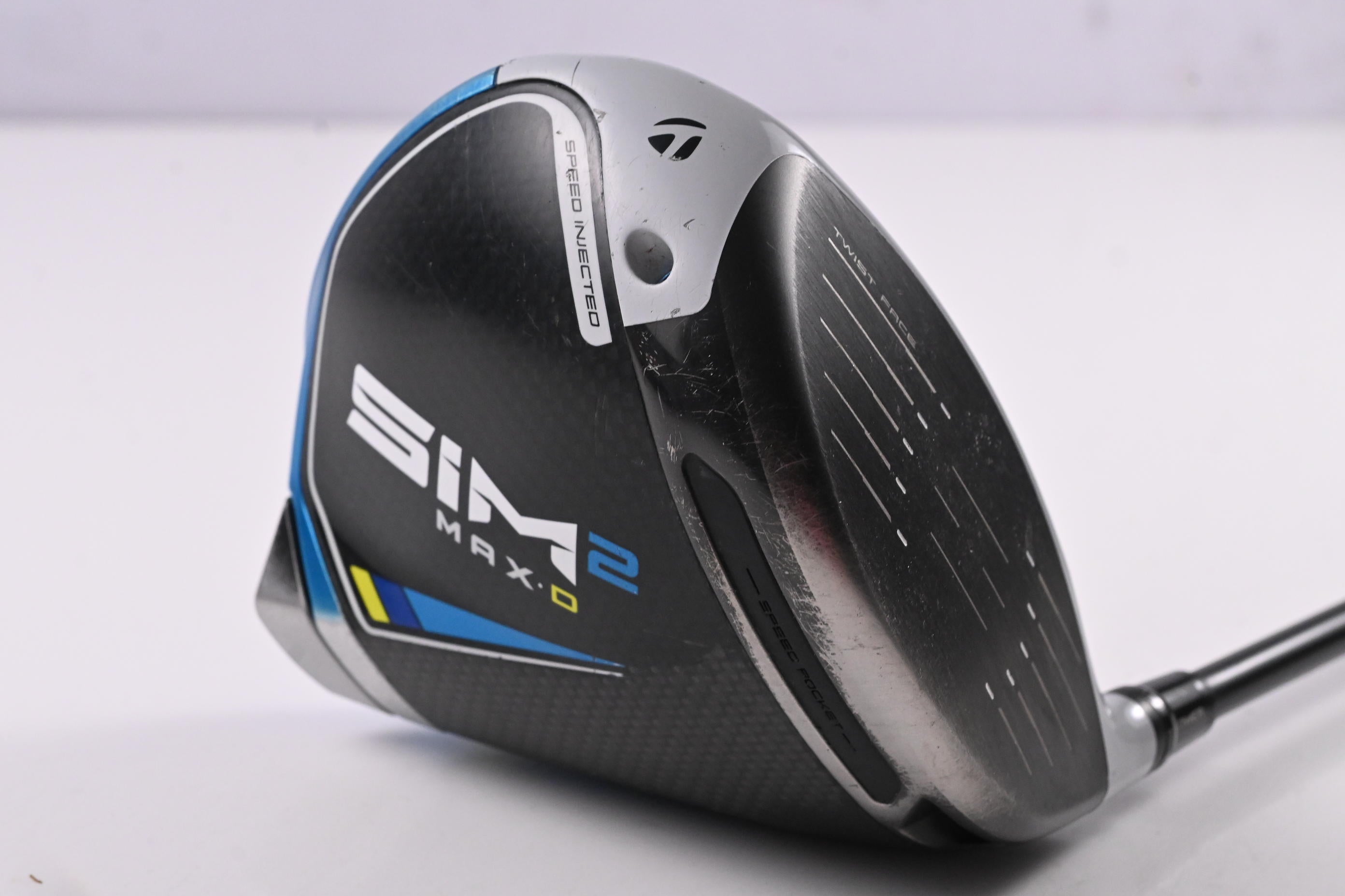 Taylormade SIM2 Max D Driver / 10.5 Degree / Stiff Flex Aldila Rogue Silver 60