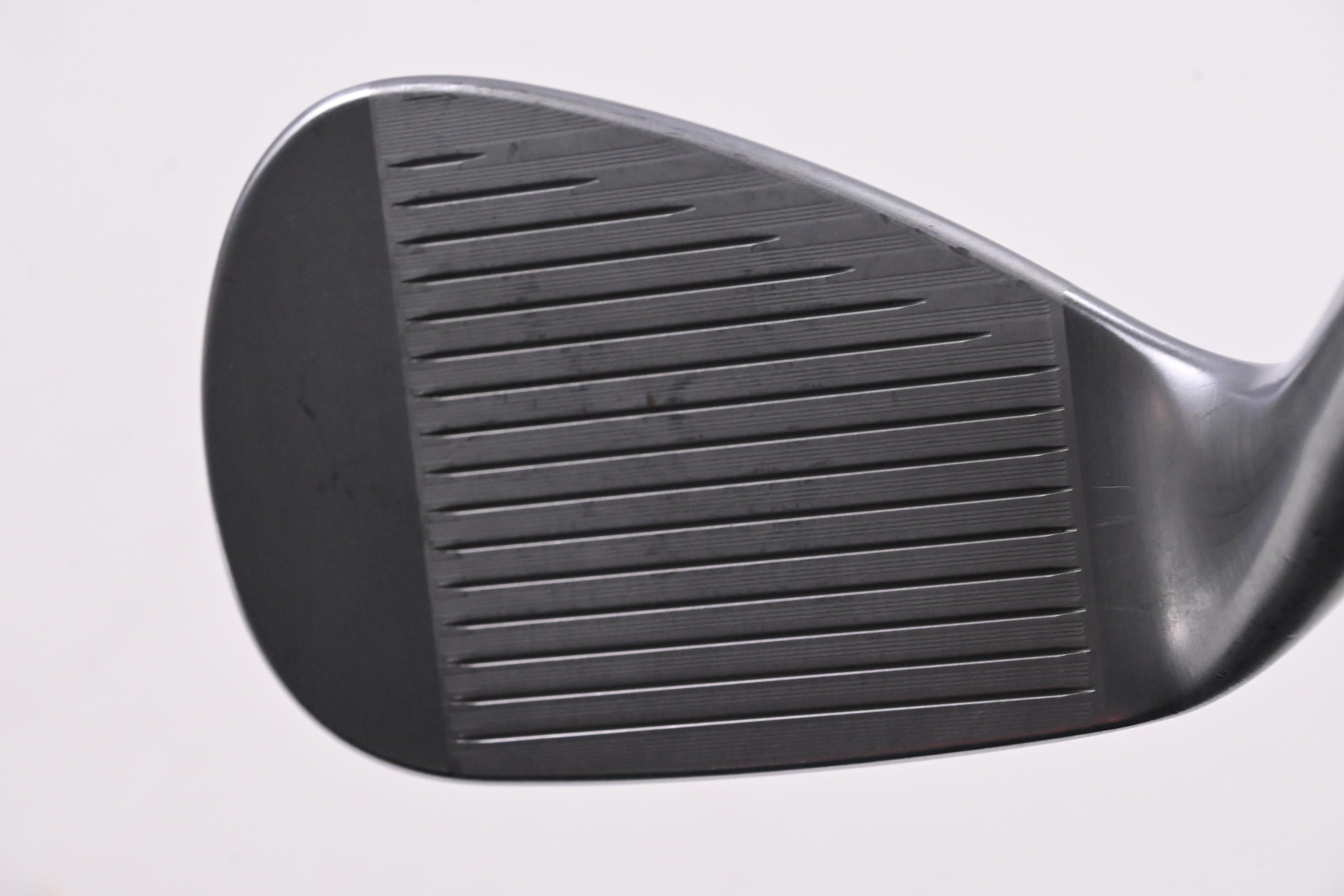Titleist Vokey SM11 Pitching Wedge / 46 Degree / Wedge Flex Dynamic Gold 105 Shaft