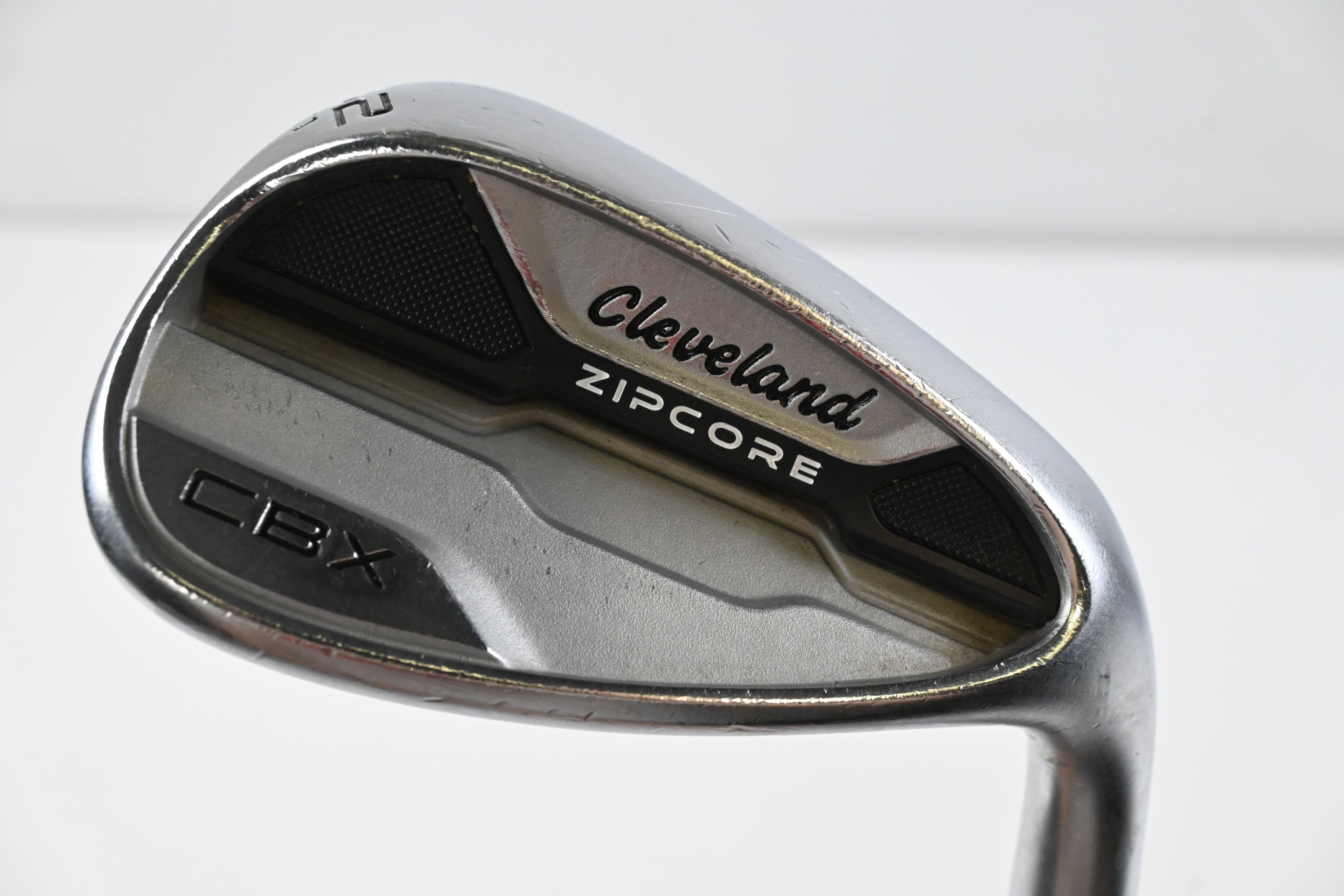 Cleveland CBX Zipcore Gap Wedge / 52 Degree / Wedge Flex Dynamic Gold Spinner