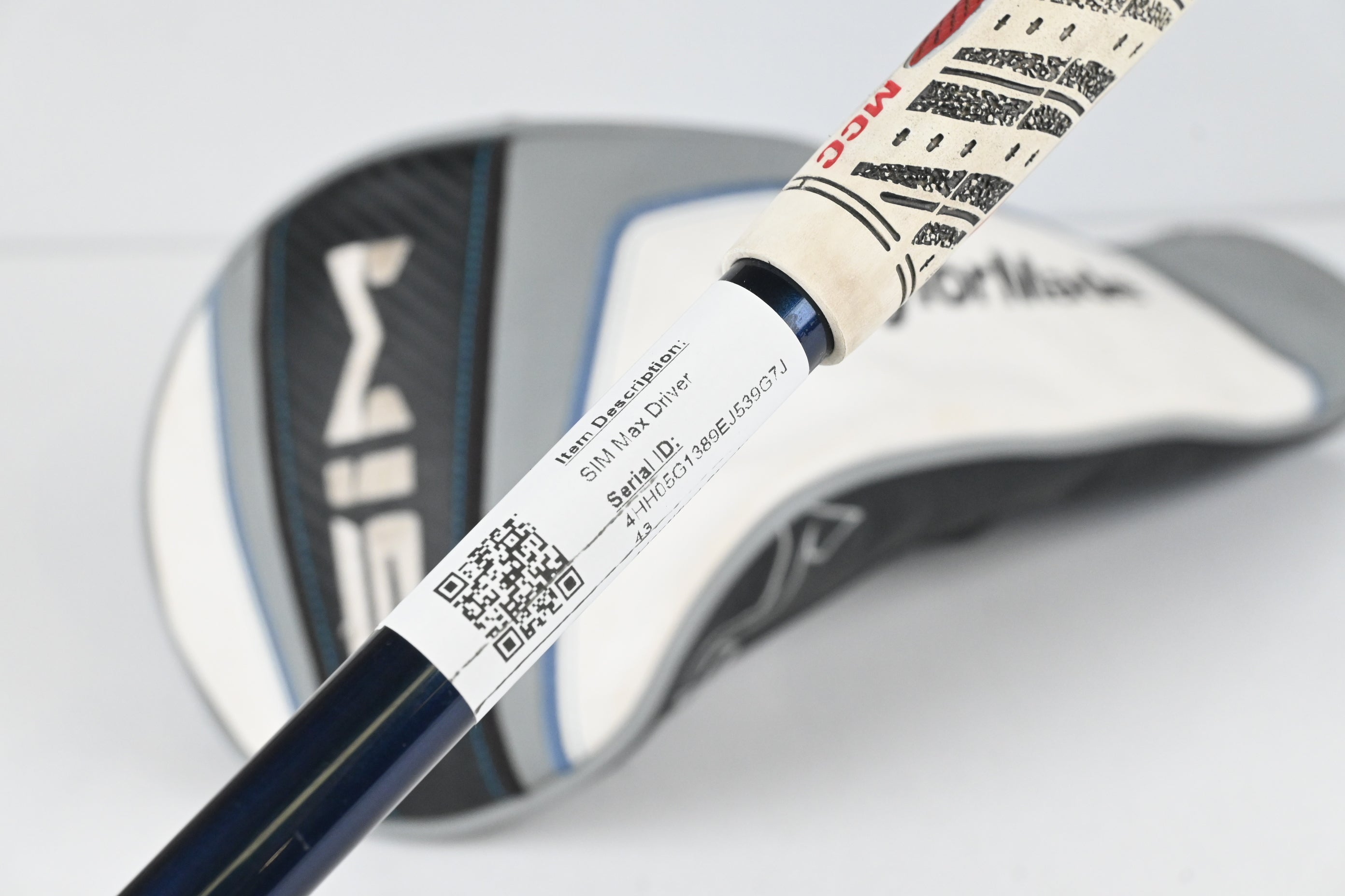 Taylormade SIM Max Driver / 10.5 Degree / Stiff Flex Ventus Blue 6 Shaft