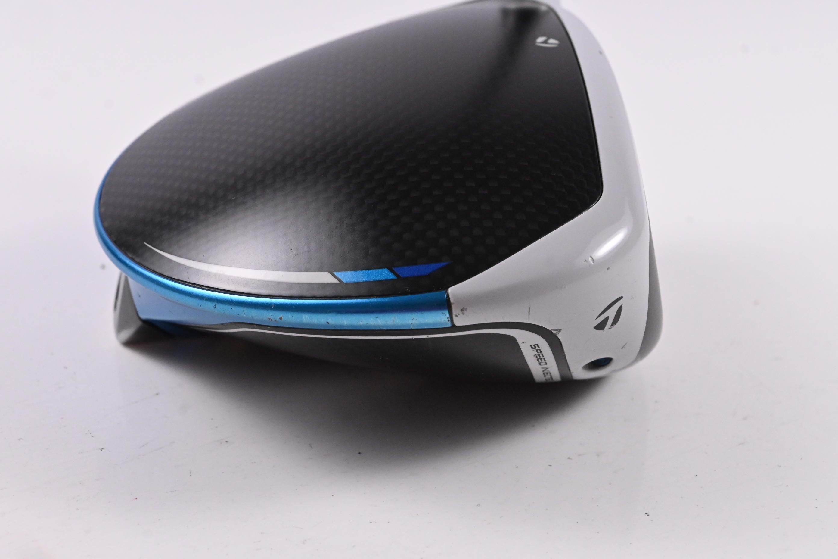 Taylormade SIM2 Max D Driver / 10.5 Degree / Stiff Flex Aldila Rogue Silver 60