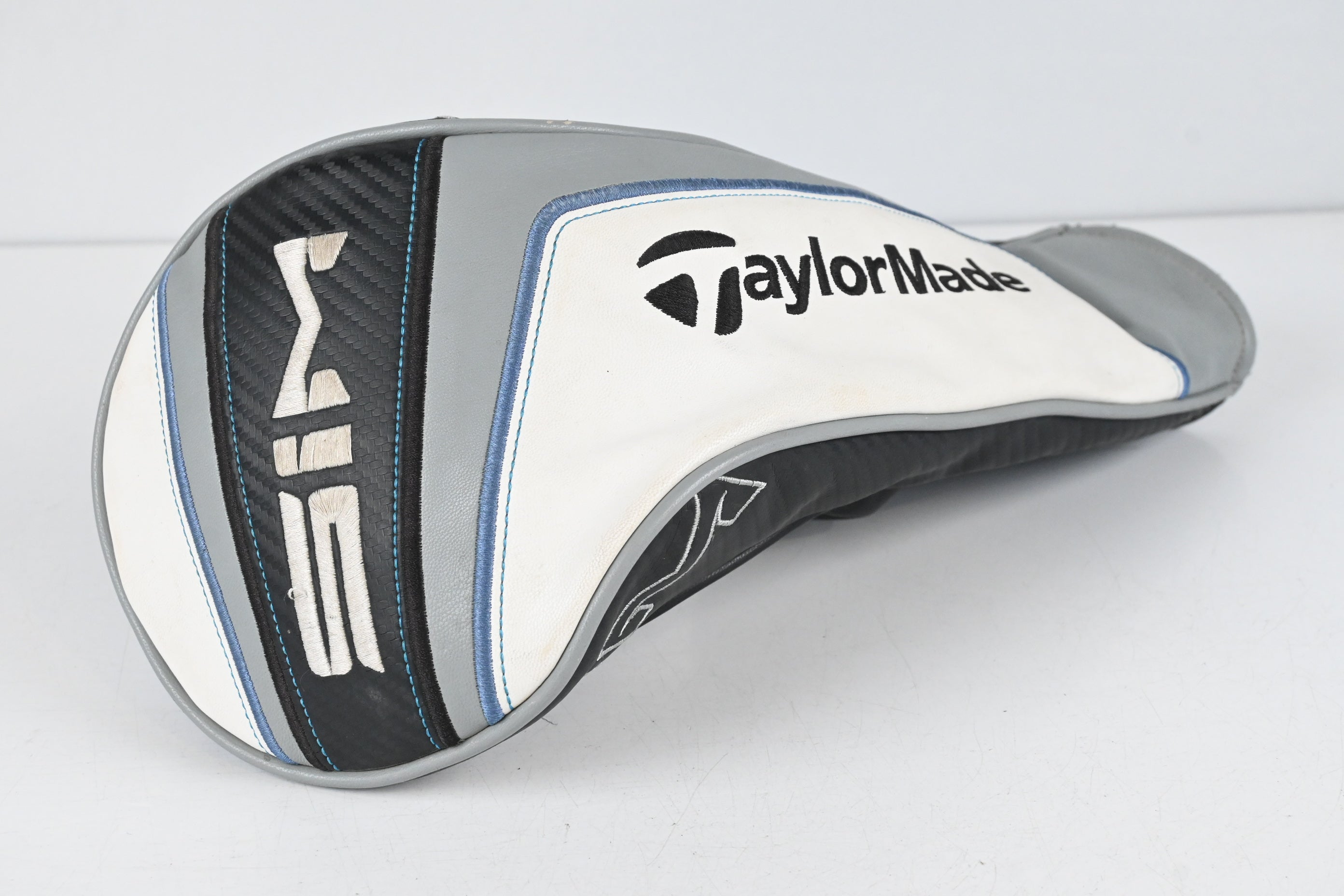 Taylormade SIM Max Driver / 10.5 Degree / Stiff Flex Ventus Blue 6 Shaft