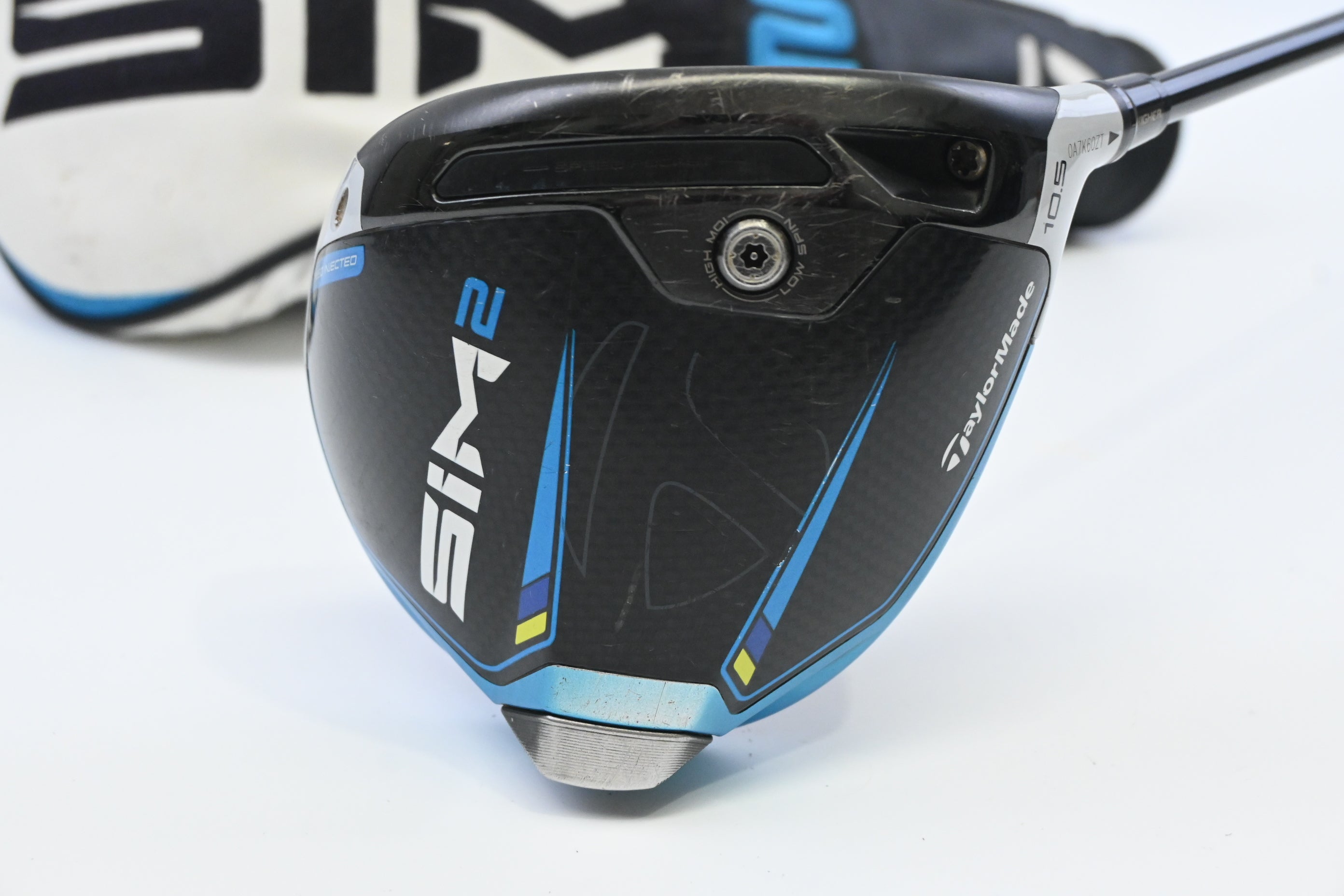 Taylormade SIM2 Driver / 10.5 Degree / Regular Flex Fujikura Ventus TR Red 5
