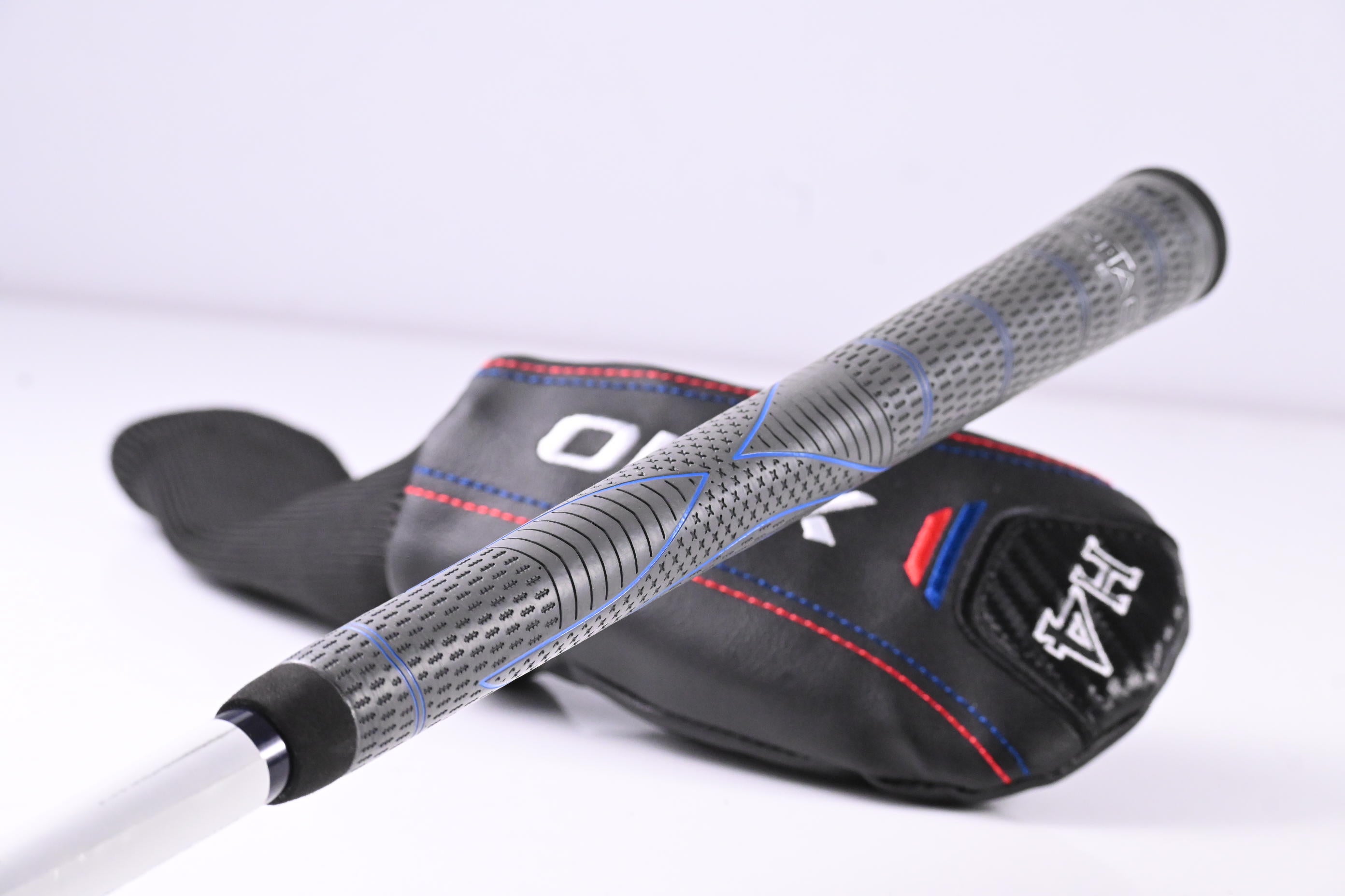 Left Hand XXIO 13 #4 Hybrid / 20 Degree / Regular Flex XXIO MP 1300 41 Shaft
