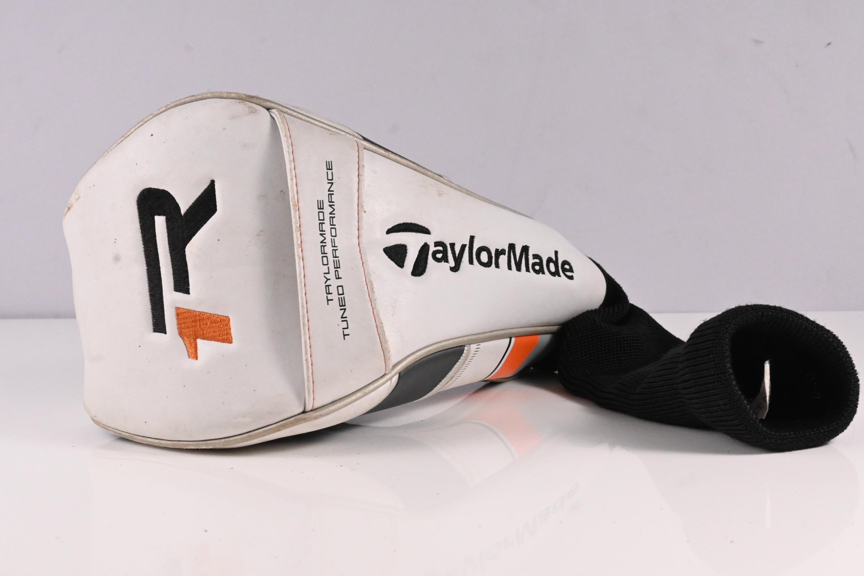 Left Hand Taylormade R1 Driver / 8 - 12 Degree / Regular Flex Aldila Phenom 55