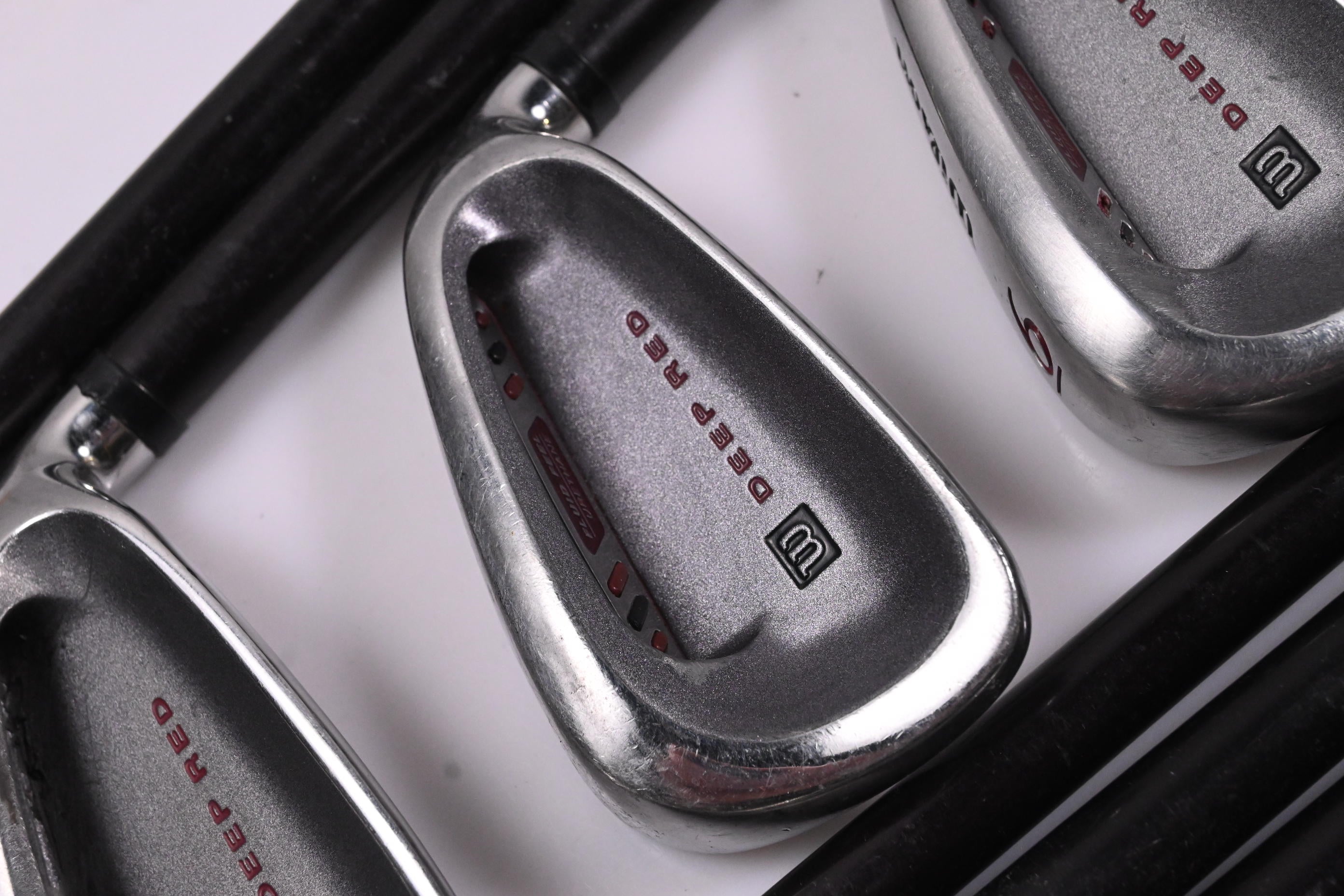 Wilson Deep Red Irons / 3-PW+SW / Regular Flex Wilson Fat Shafts