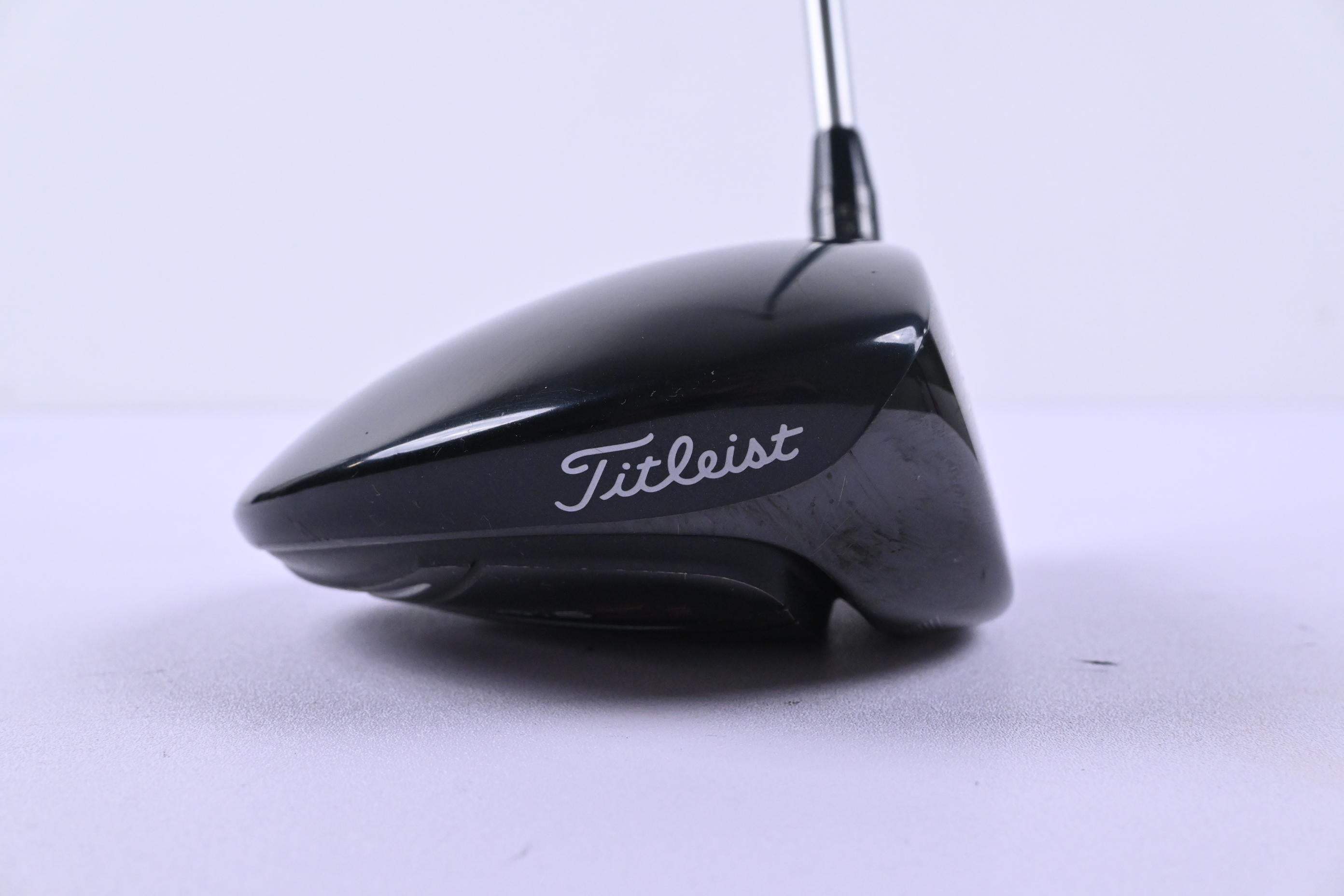 Titleist 915 D2 Driver / 10.5 Degree / Regular Flex Diamana S+ Blue 60 Shaft