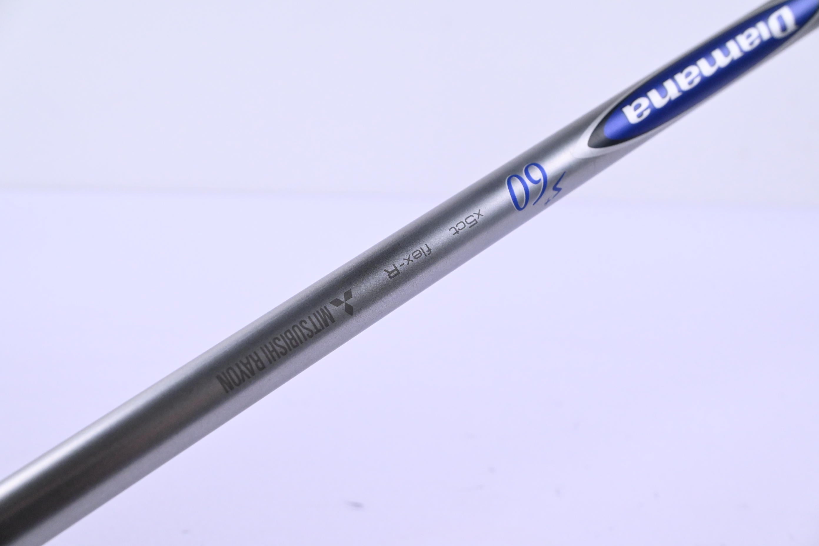 Titleist 915 D2 Driver / 10.5 Degree / Regular Flex Diamana S+ Blue 60 Shaft