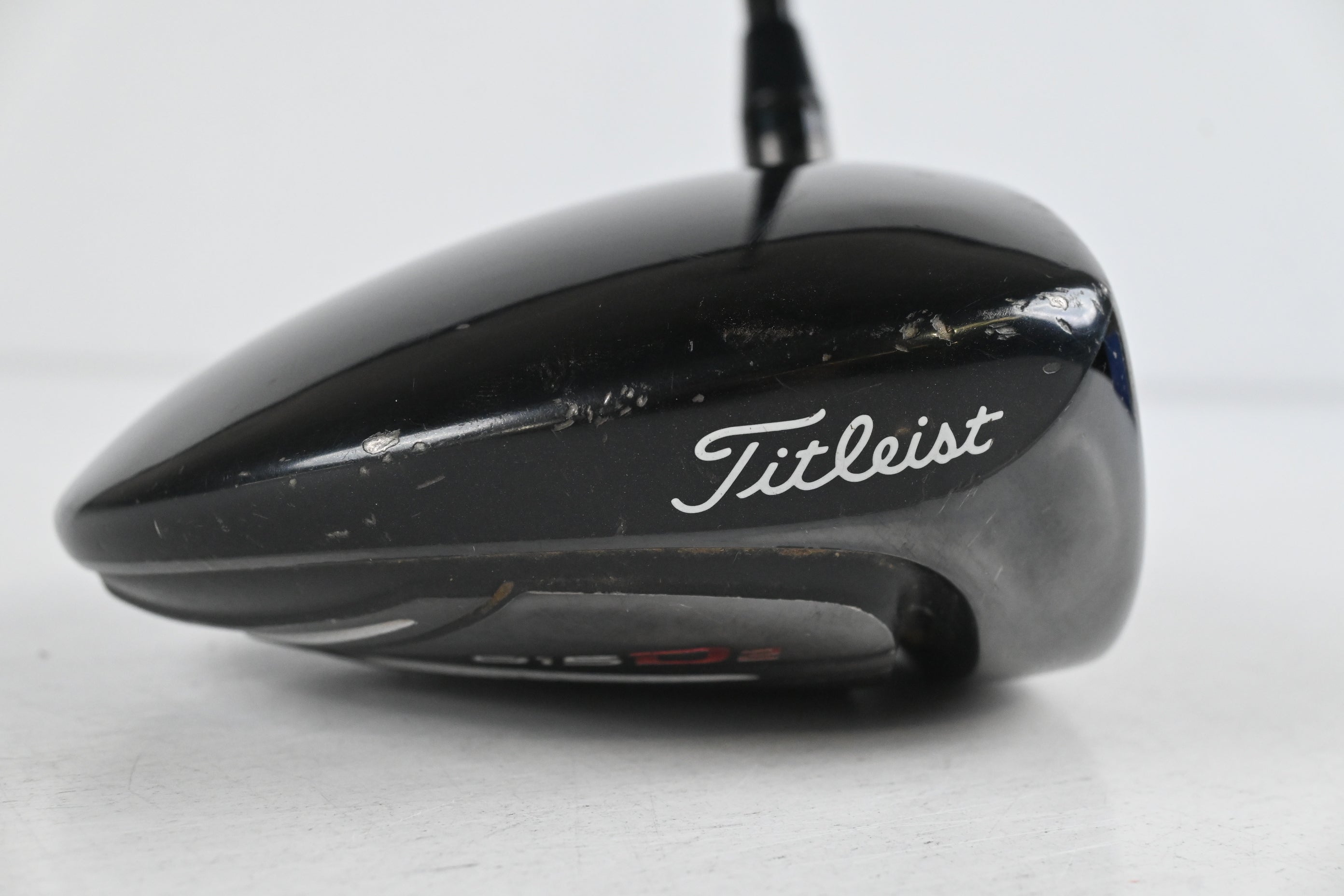 Titleist 915 D2 Driver / 9.5 Degree / Stiff Flex Diamana 'ahina 82 Shaft