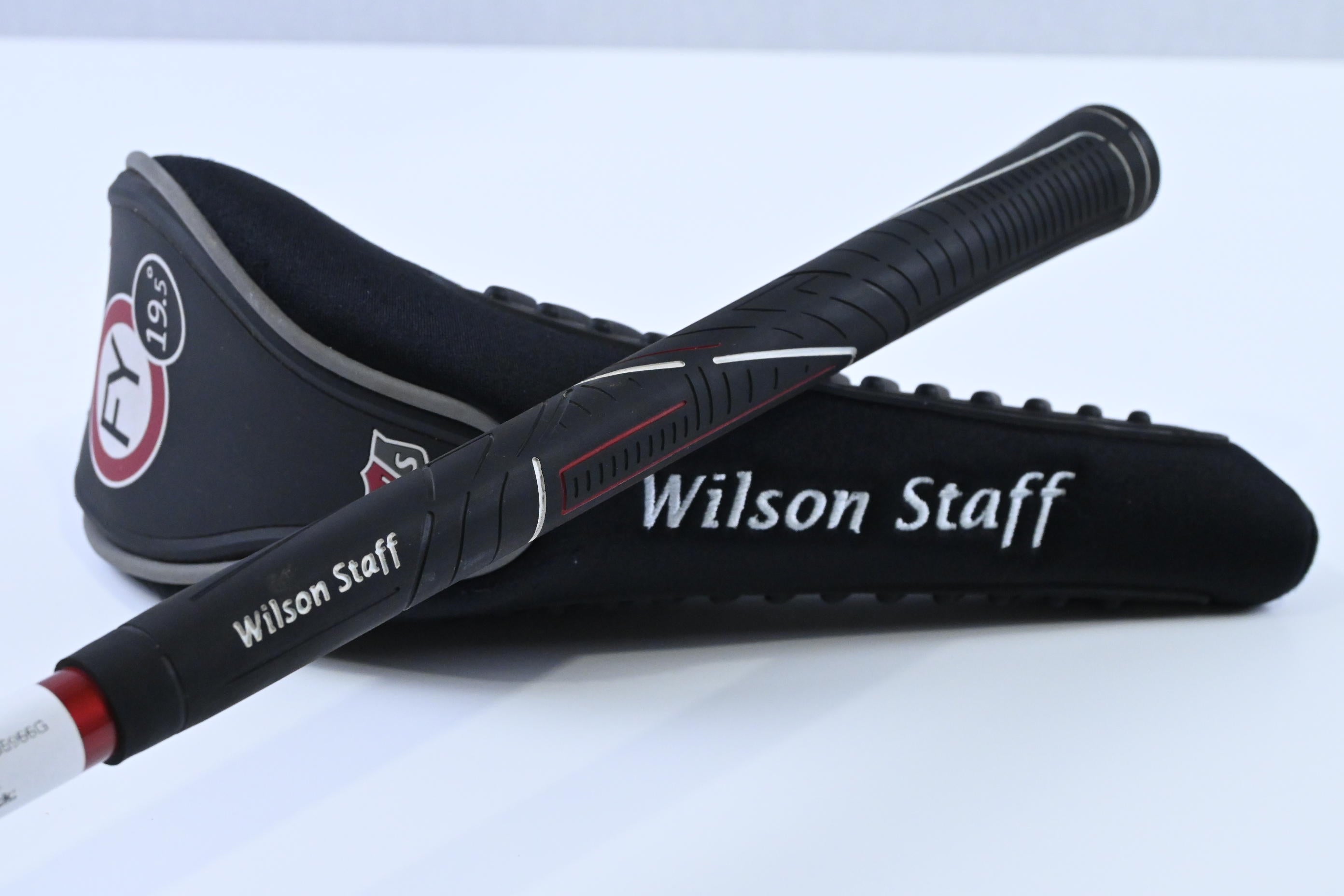 Wilson Staff Fybrid #3 Hybrid / 19.5 Degree / Regular Flex Proforce V2 66 Shaft