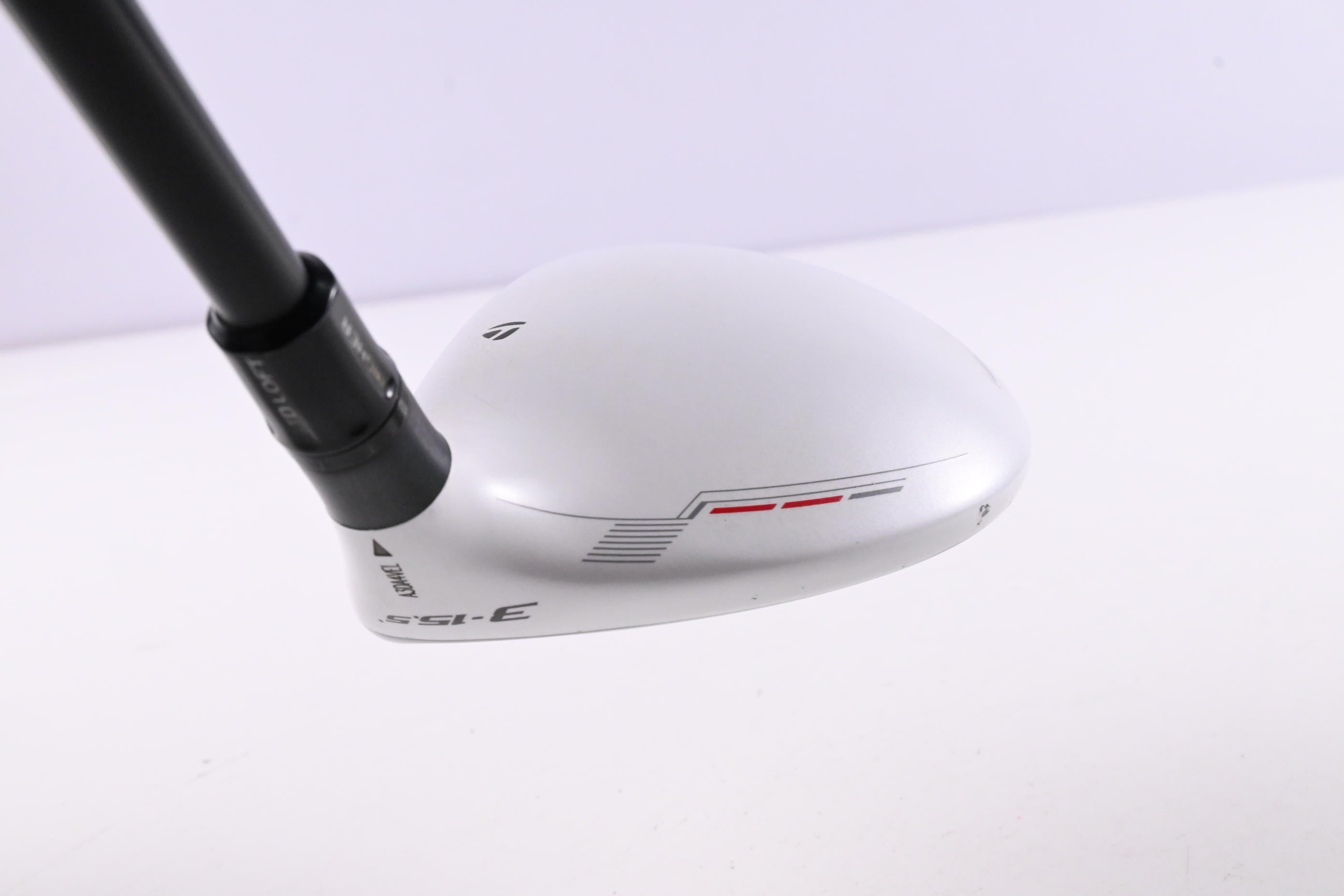 Taylormade R11 #3 Wood / 15.5 Degree / Stiff Flex Fujikura Blur 70 Shaft