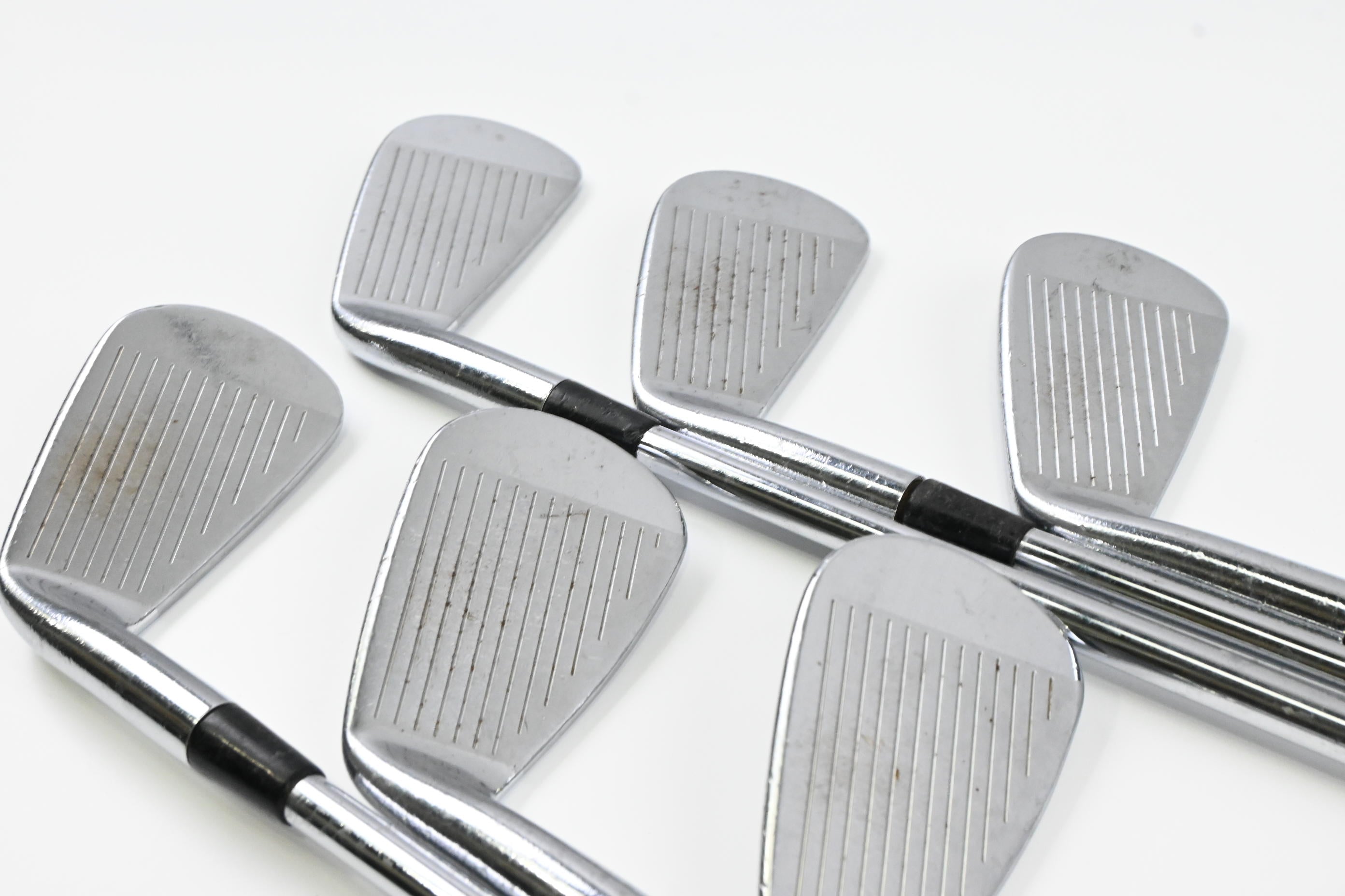 Titleist MB 710 Irons / 3-9i / Stiff Flex Steel Shaft / No 6i