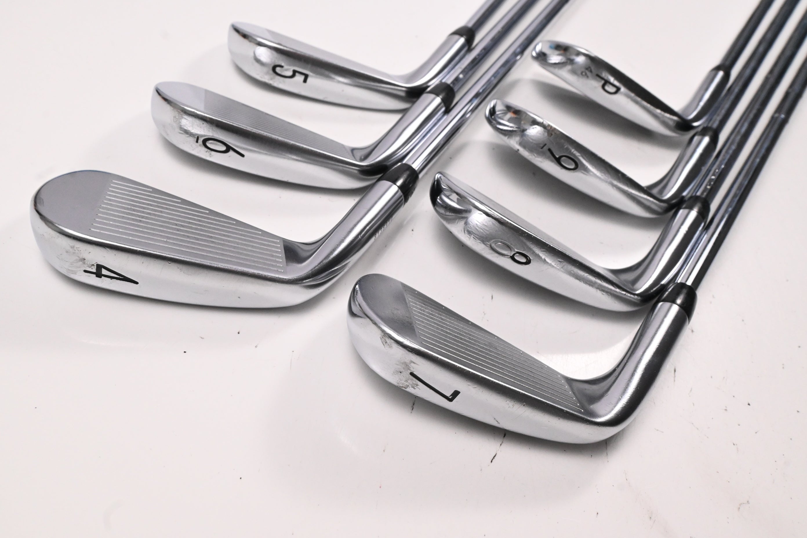 Titleist T100 2019 Irons / 4-PW / Stiff Flex True Temper AMT Tour White S300
